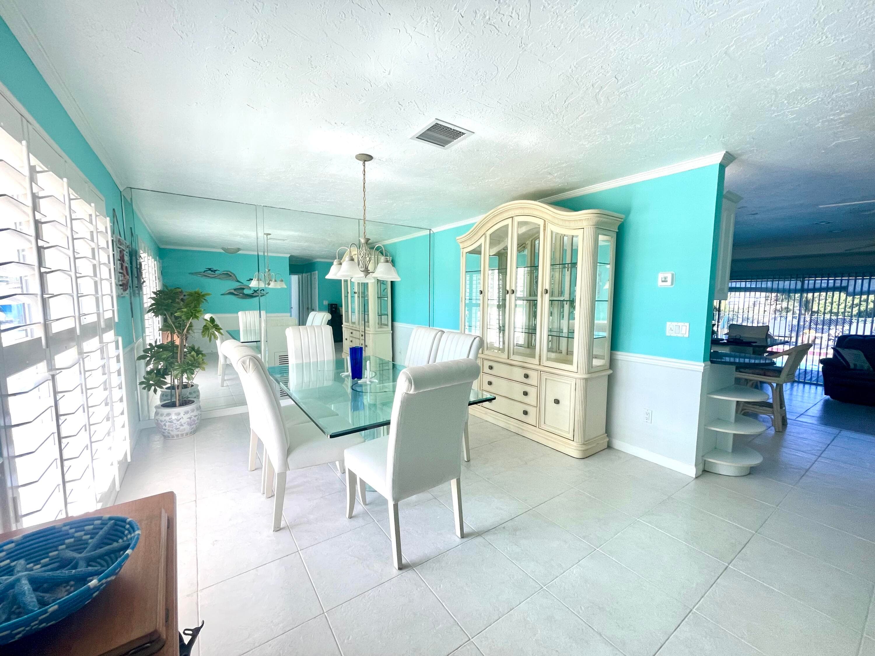 880 SE Degan Drive, Port St. Lucie, FL 34983 — photo 5 of 20