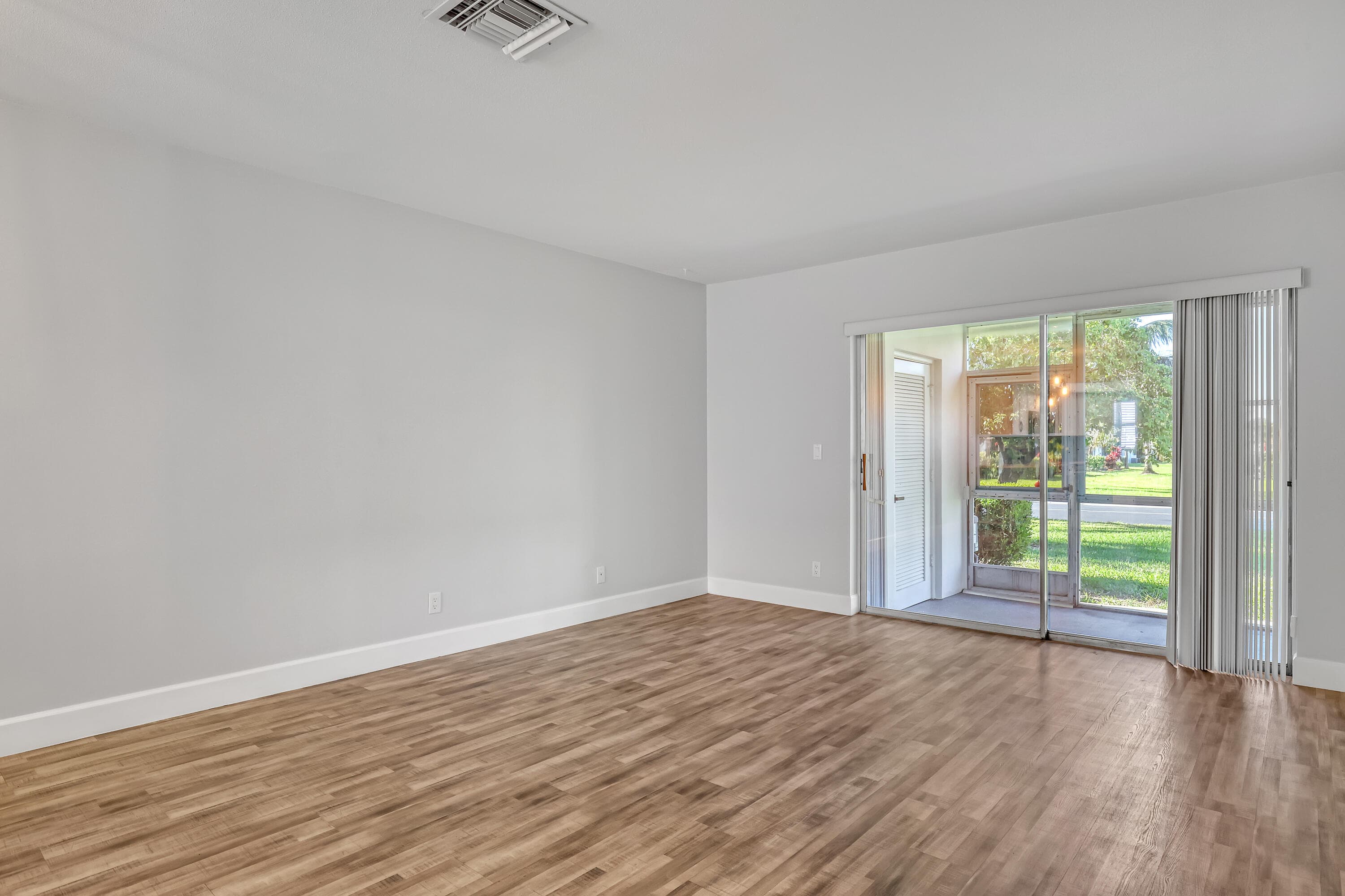 2894 Crosley Drive E G, West Palm Beach, FL 33415 — photo 14 of 47