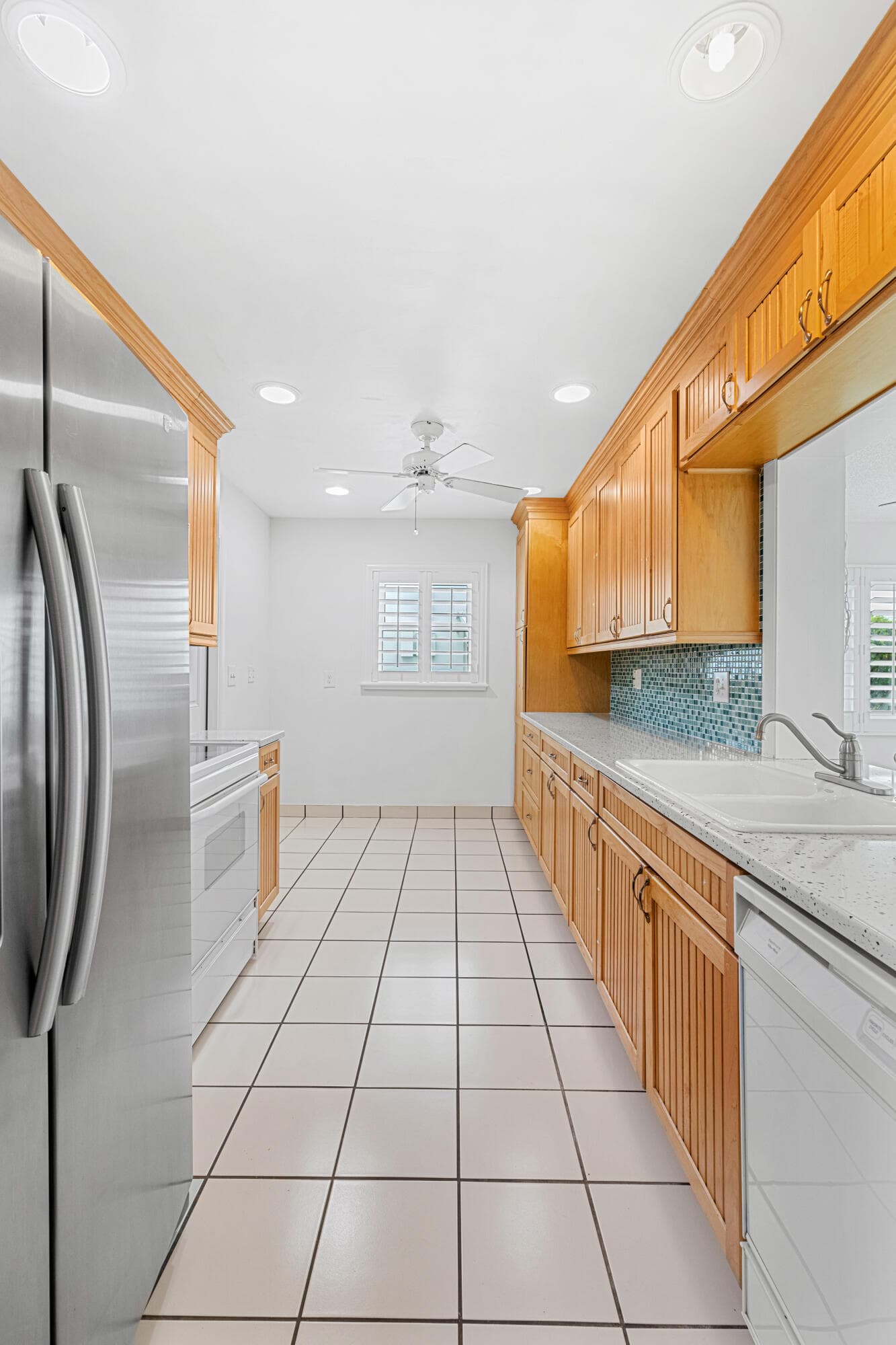2198 SW 12th Avenue, Boynton Beach, FL 33426 — photo 15 of 61