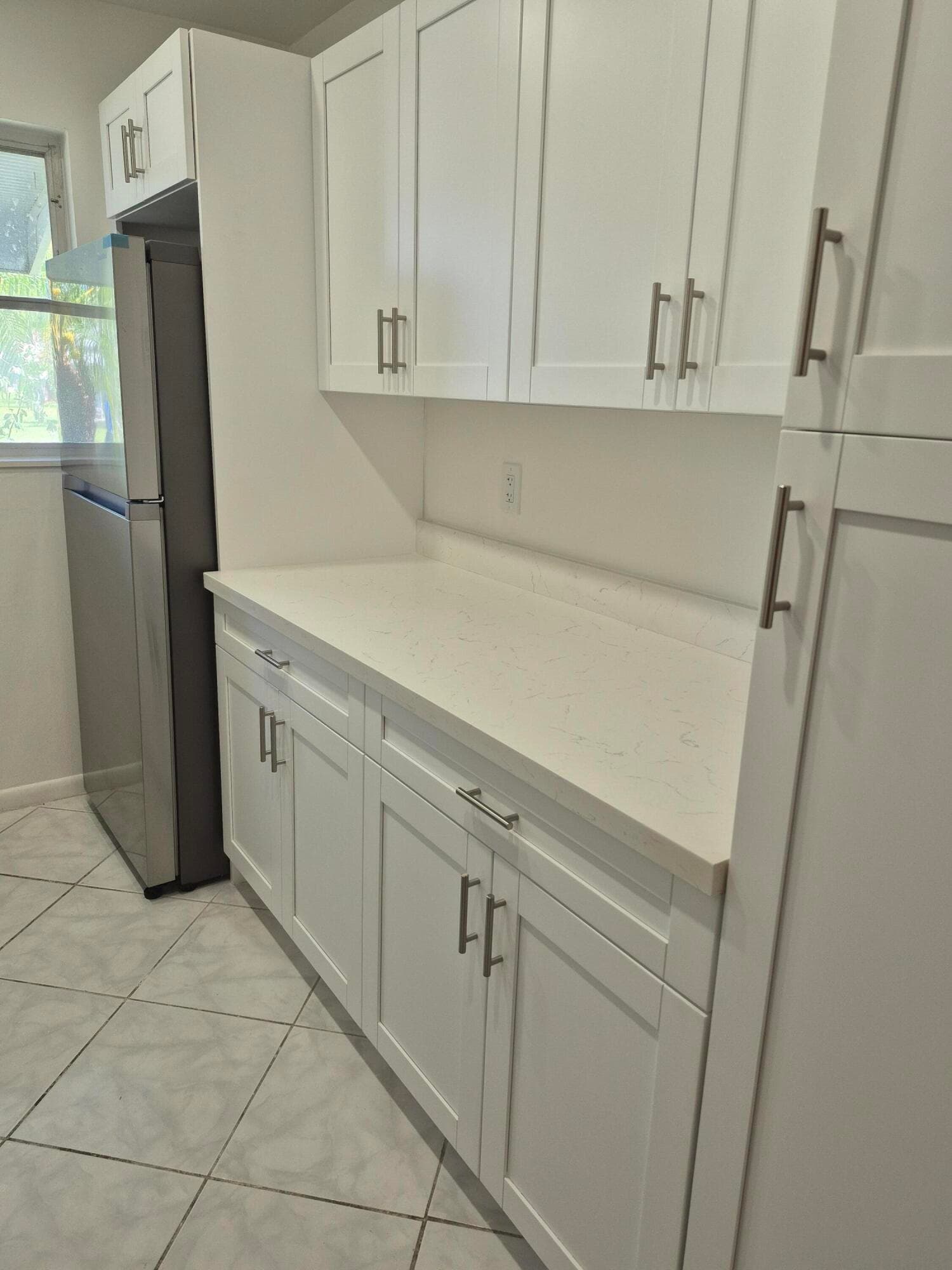 732 South Drive C, Delray Beach, FL 33445 — photo 2 of 11