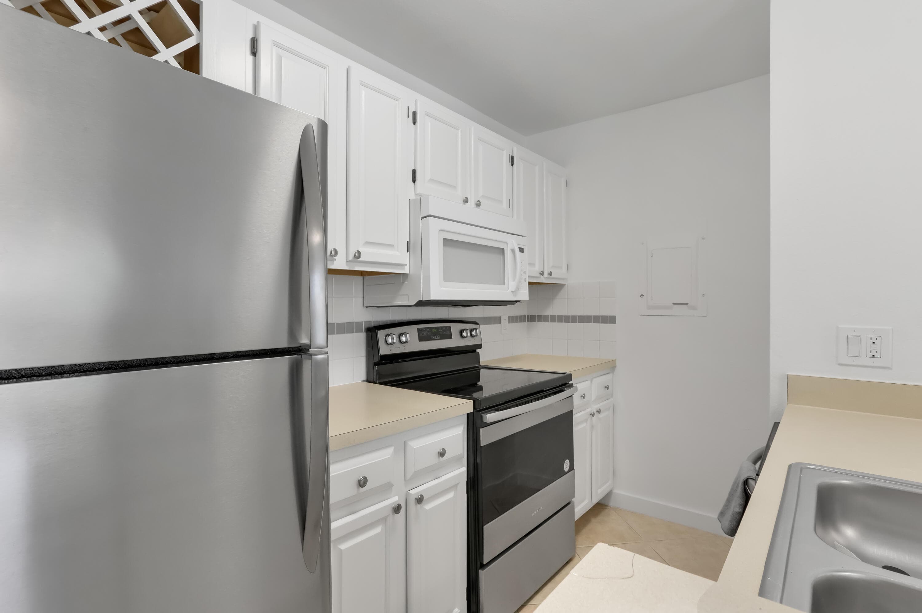 1780 Palm Cove Boulevard 6-101, Delray Beach, FL 33445 — photo 5 of 16
