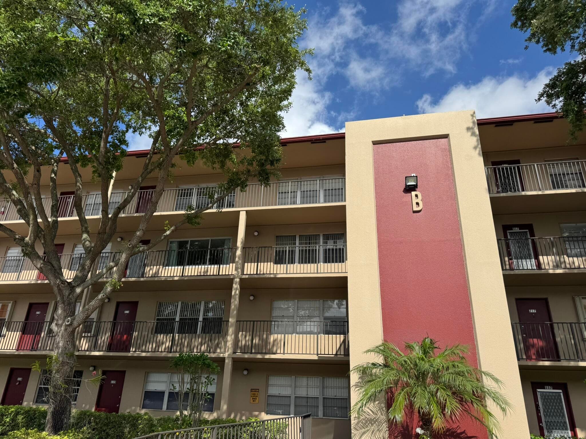 850 SW 133rd Terrace 315b, Pembroke Pines, FL 33027 — photo 4 of 15