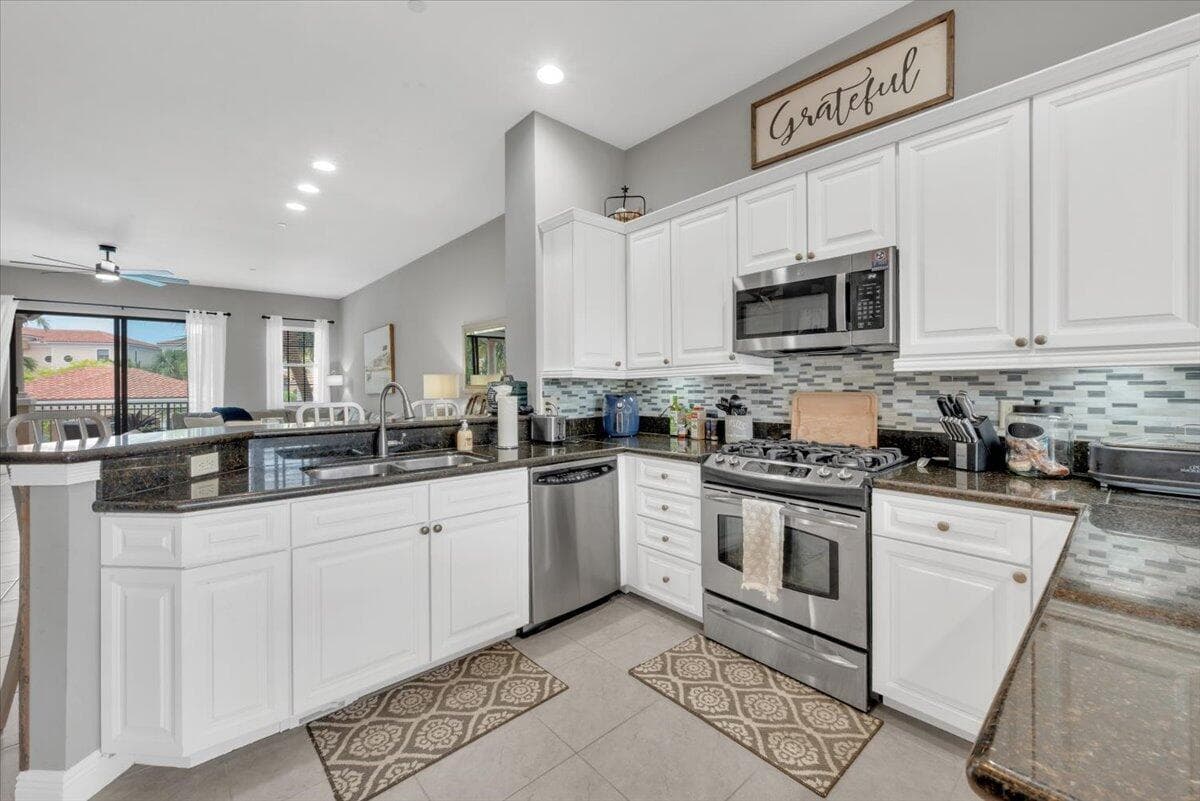 502 Del Sol Circle, Tequesta, FL 33469 — photo 17 of 73