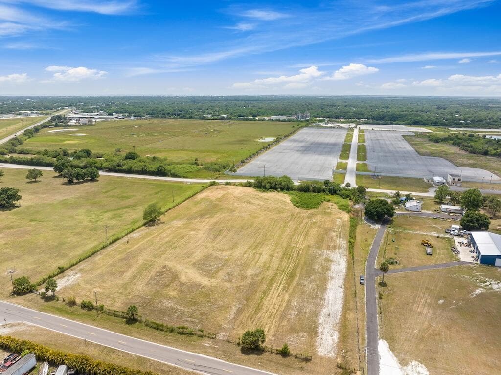 3274 NW 18th Street, Okeechobee, FL 34972 — photo 3 of 15