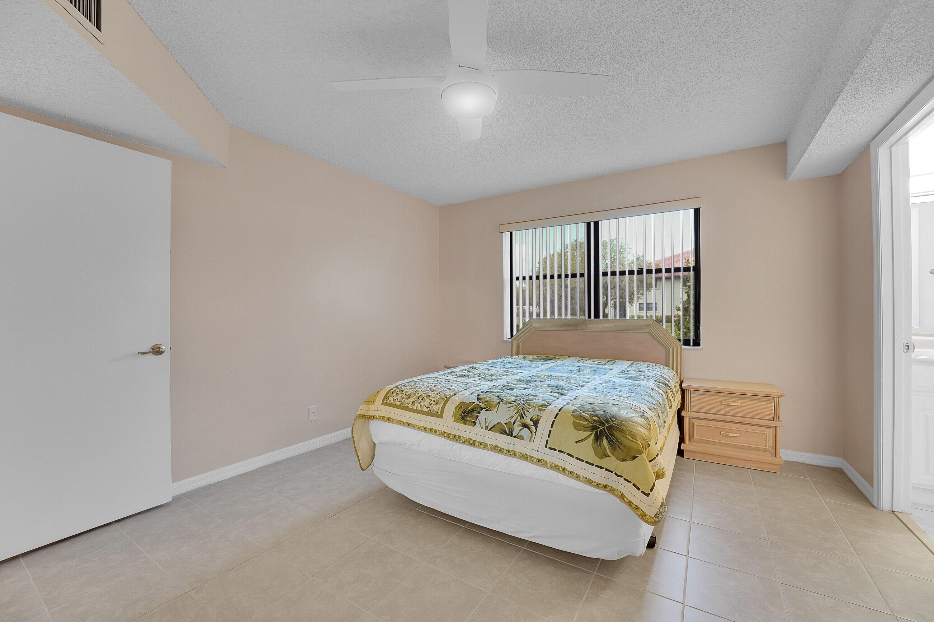 361 SW South River Drive 103, Stuart, FL 34997 — photo 18 of 62