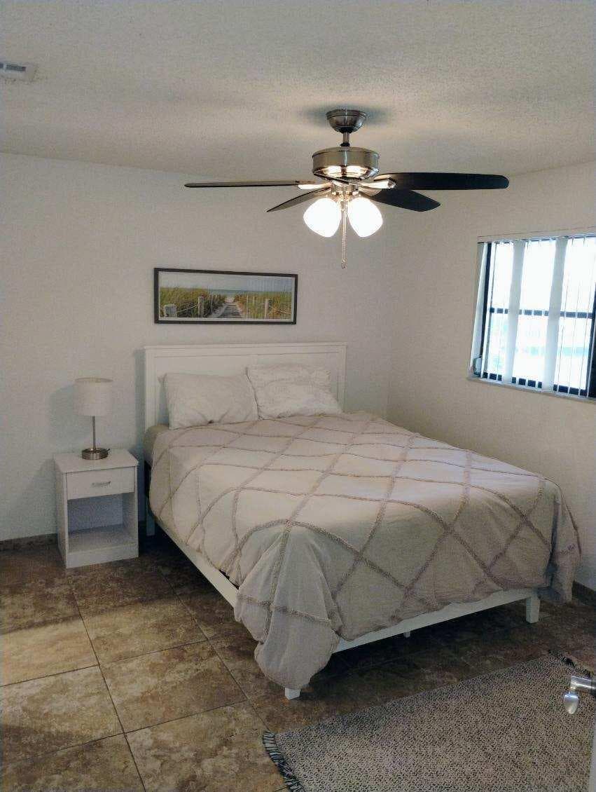 1827 Middle River Drive 4, Fort Lauderdale, FL 33305 — photo 15 of 24