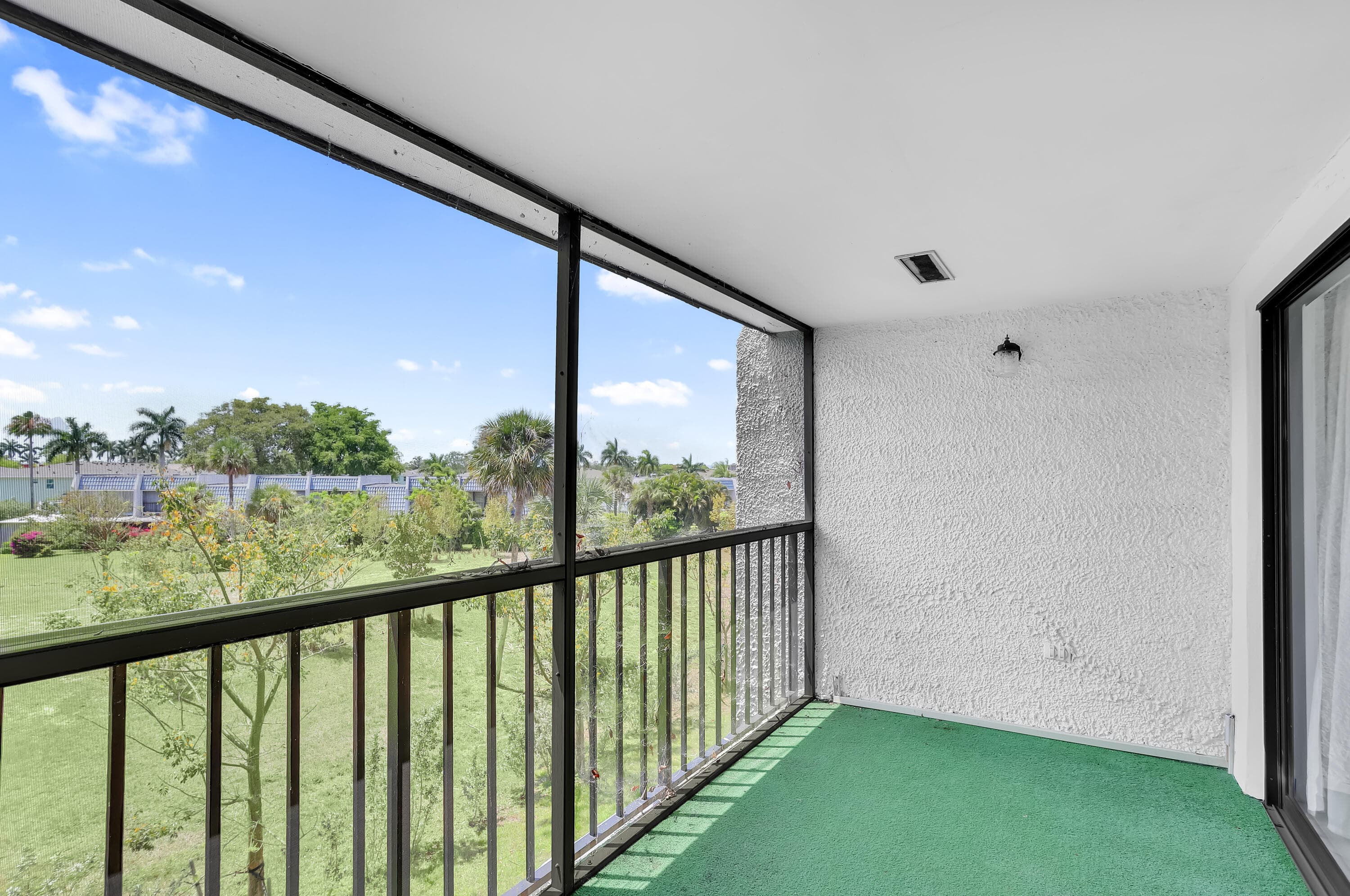 4290 Deste Court 301, Lake Worth, FL 33467 — photo 16 of 19