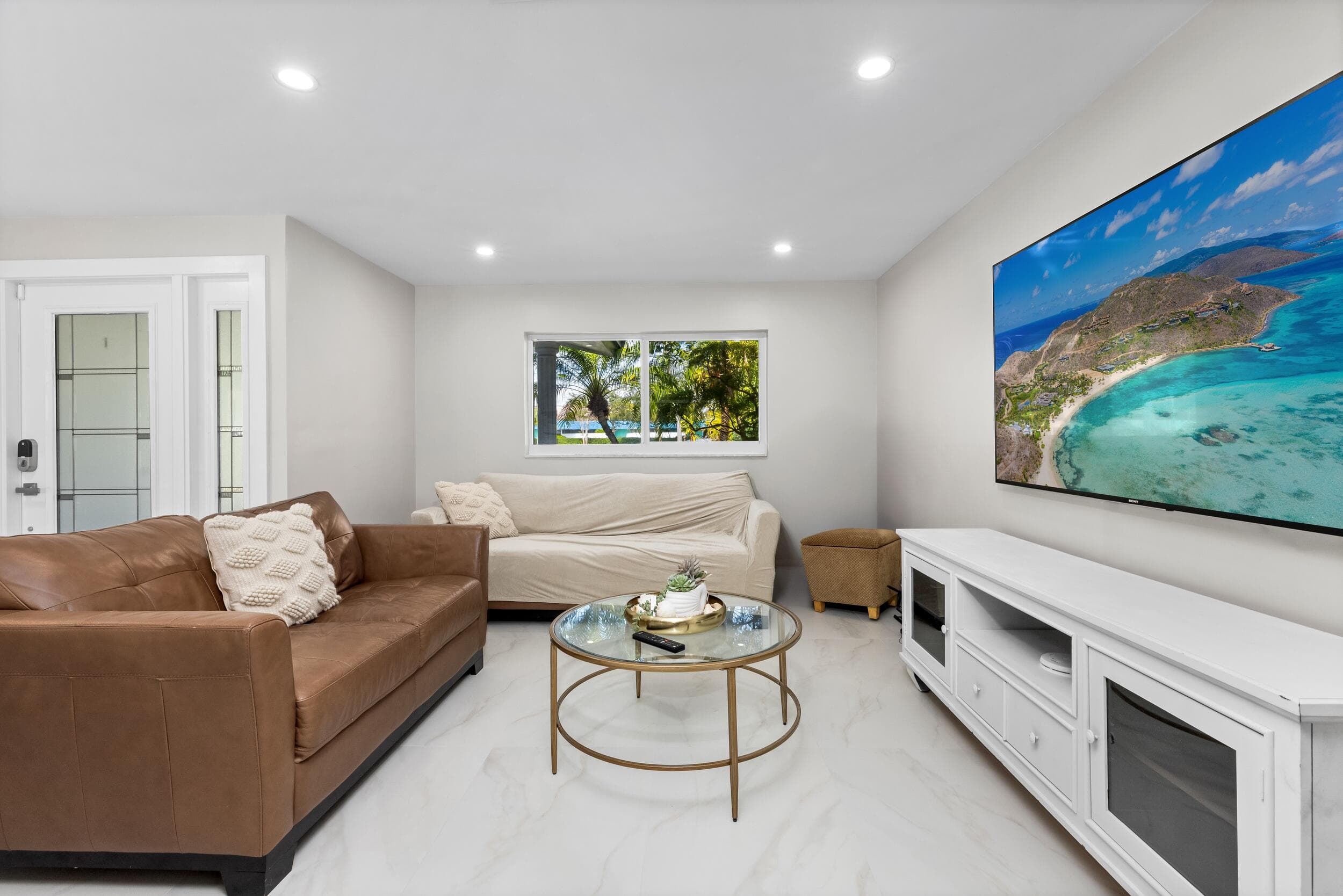 2500 NE 23rd Street, Pompano Beach, FL 33062 — photo 13 of 35