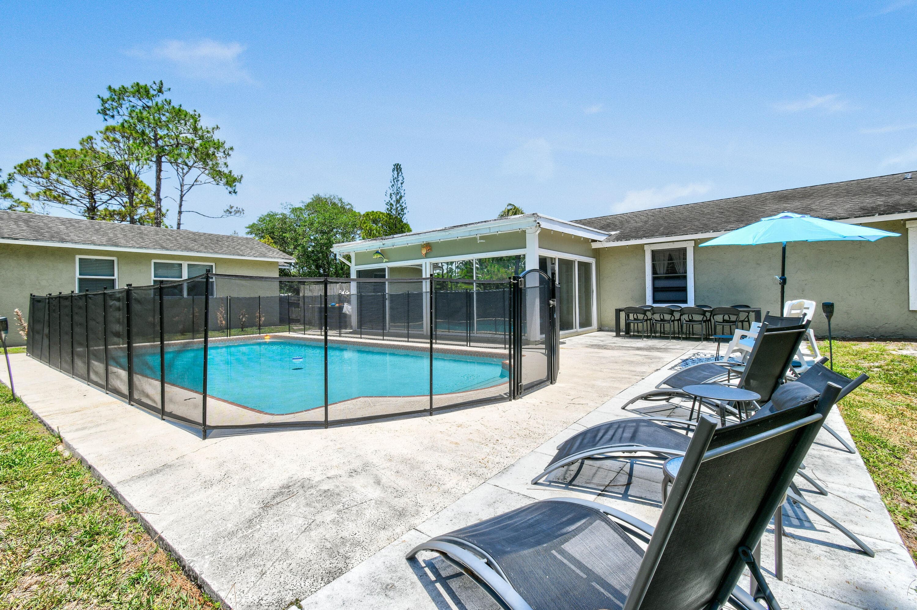 15739 N 75th Way N, Palm Beach Gardens, FL 33418 — photo 43 of 63