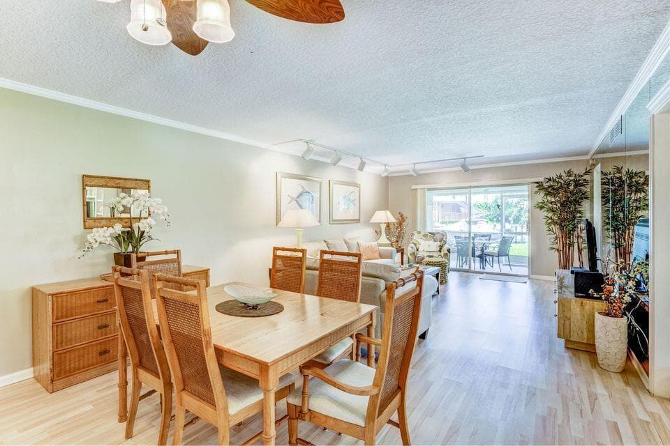 1160 Sugar Sands Boulevard 403 1st Fl, Singer Island, FL 33404 — photo 6 of 32