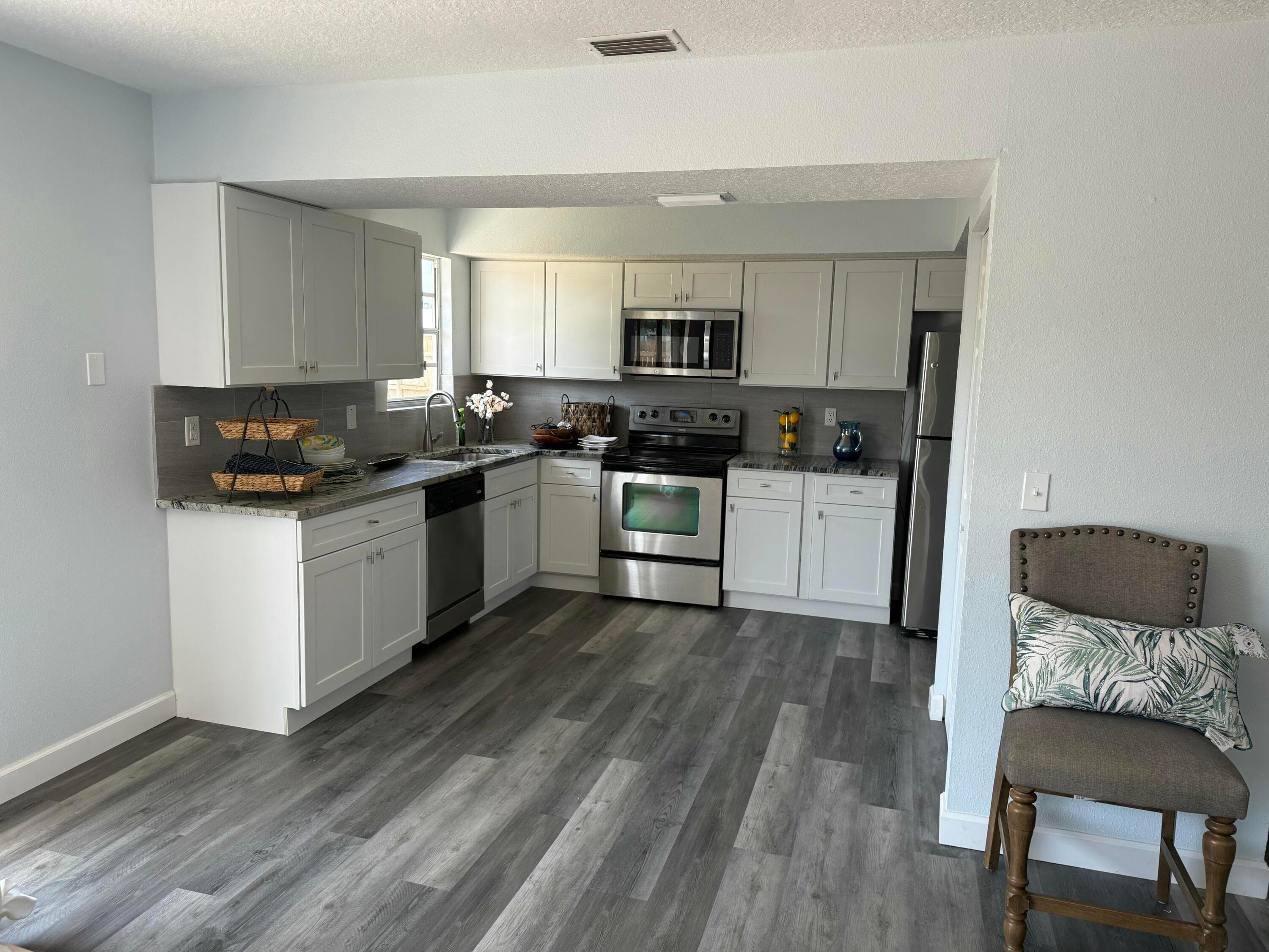 201 NE Solida Circle, Port St. Lucie, FL 34983 — photo 9 of 19