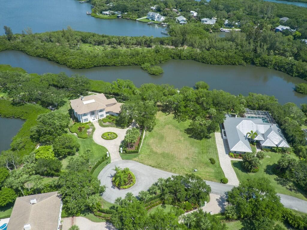 2660 Riverview Court, Vero Beach, FL 32963 — photo 28 of 44
