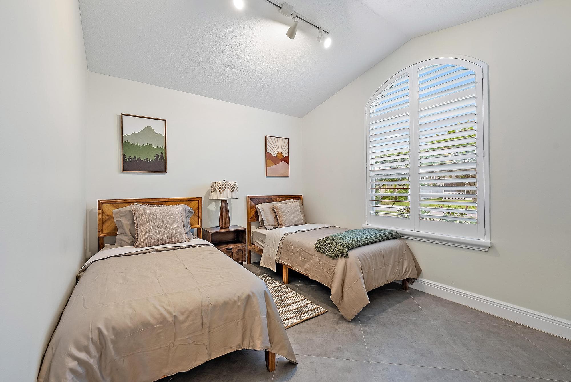 15129 Harriet Avenue, Jupiter, FL 33458 — photo 21 of 47