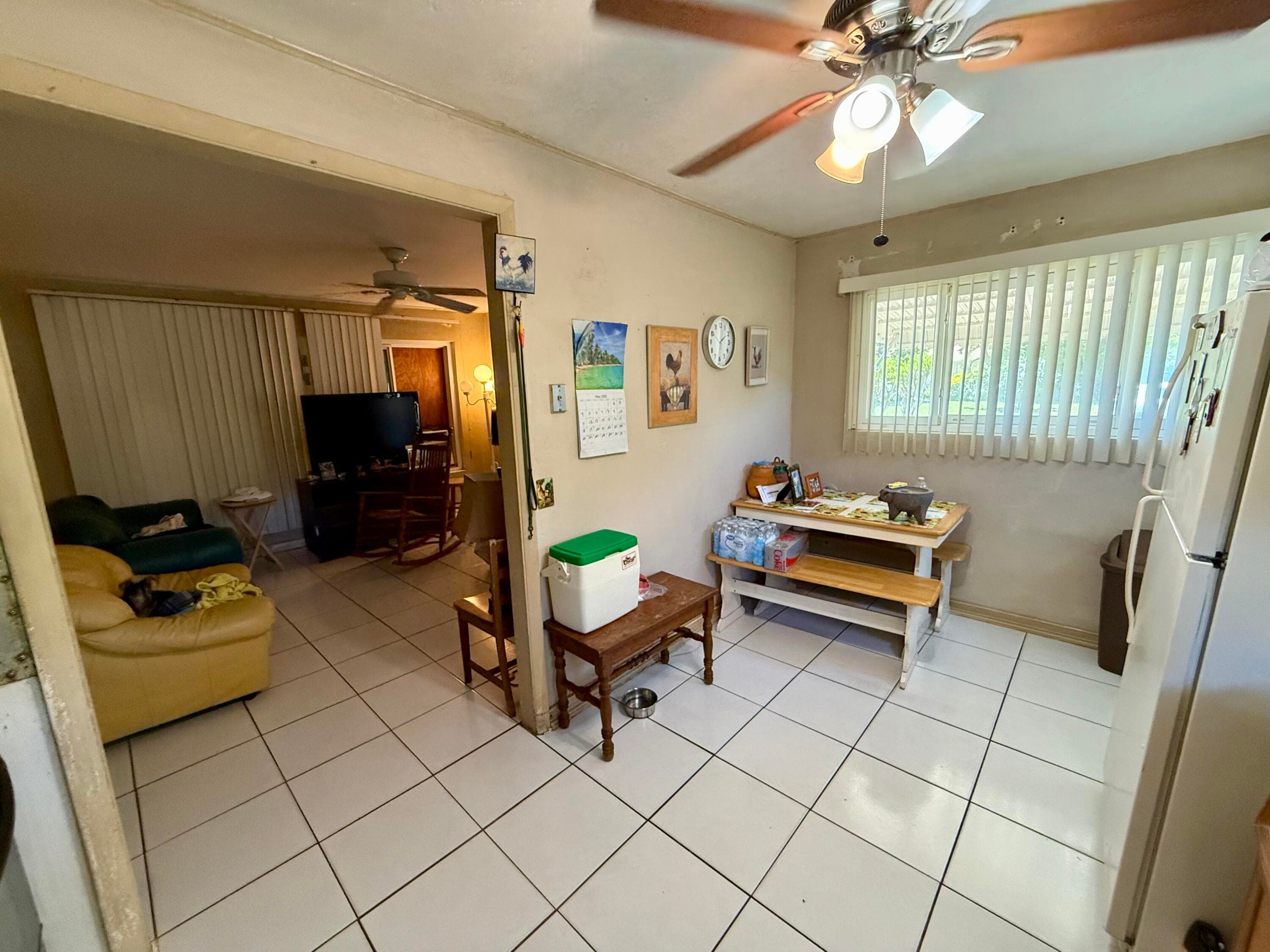 3520 Suncrest Road, Lake Worth, FL 33467 — photo 3 of 10