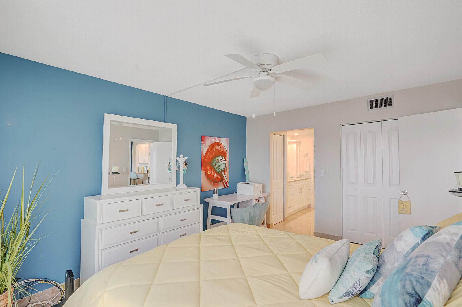 2724 N Garden Drive 302, Lake Worth, FL 33461 — photo 16 of 34