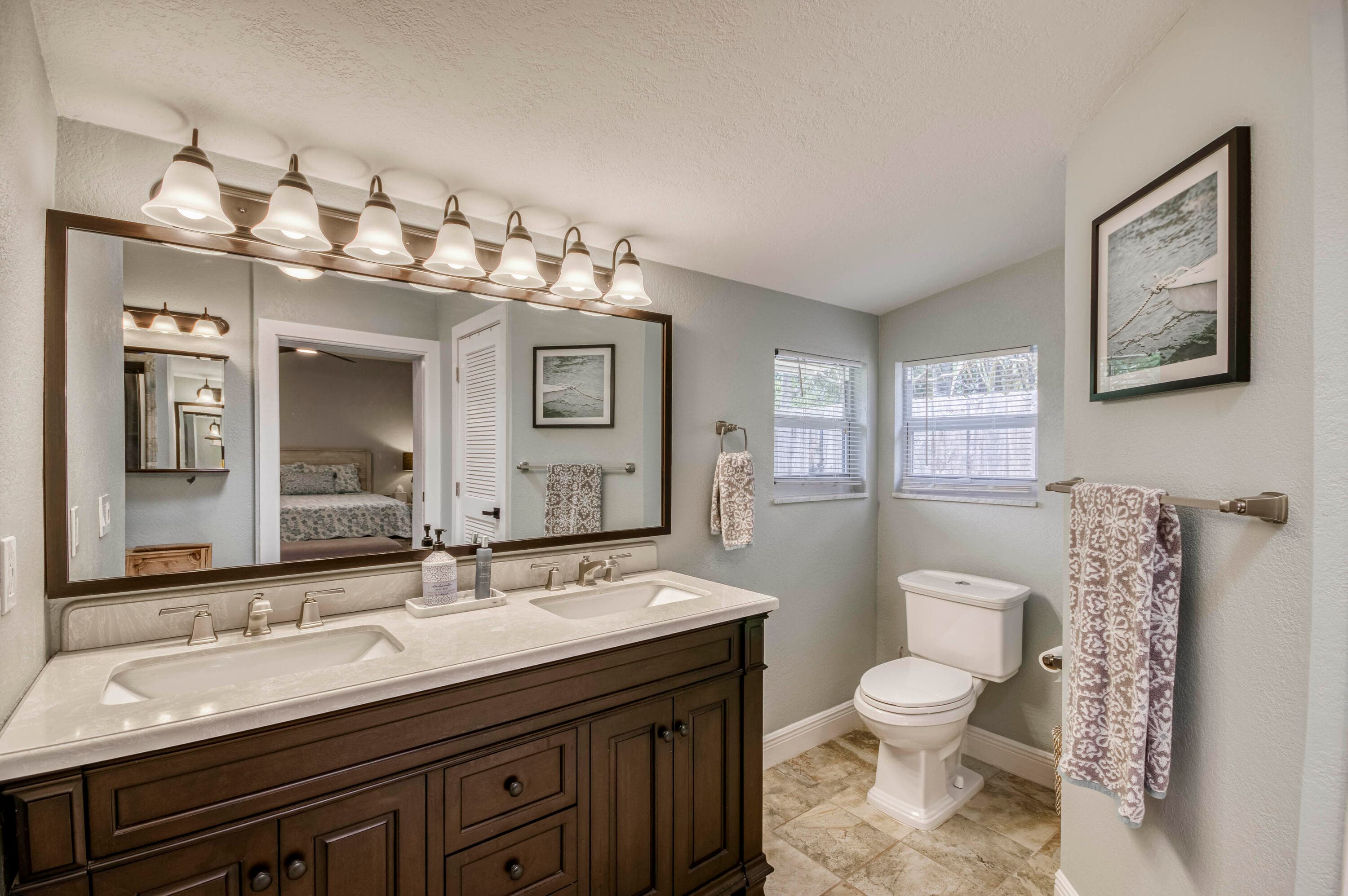 404 S Caloosahatchee Avenue, Jupiter, FL 33458 — photo 12 of 43