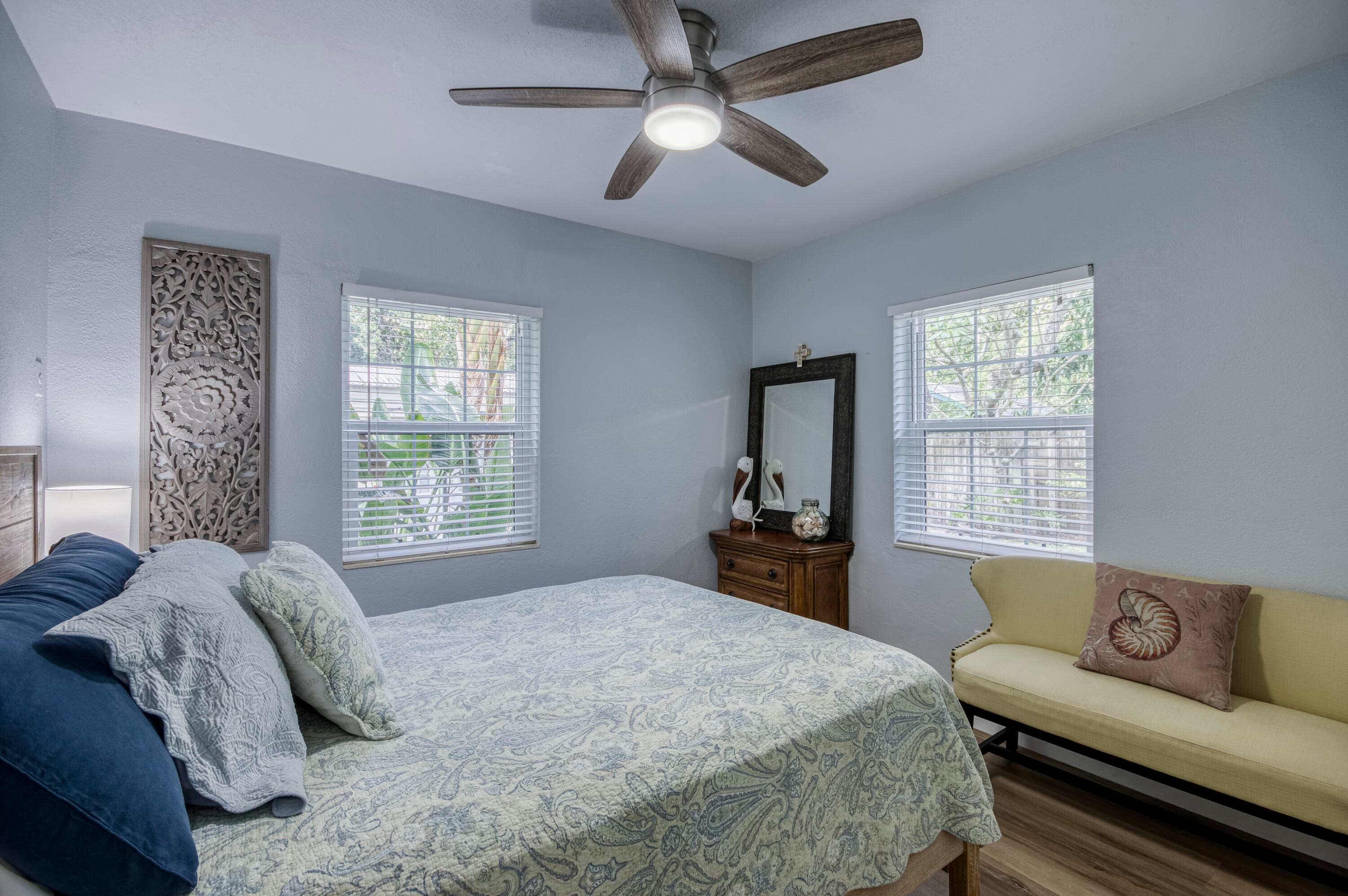 404 S Caloosahatchee Avenue, Jupiter, FL 33458 — photo 13 of 43