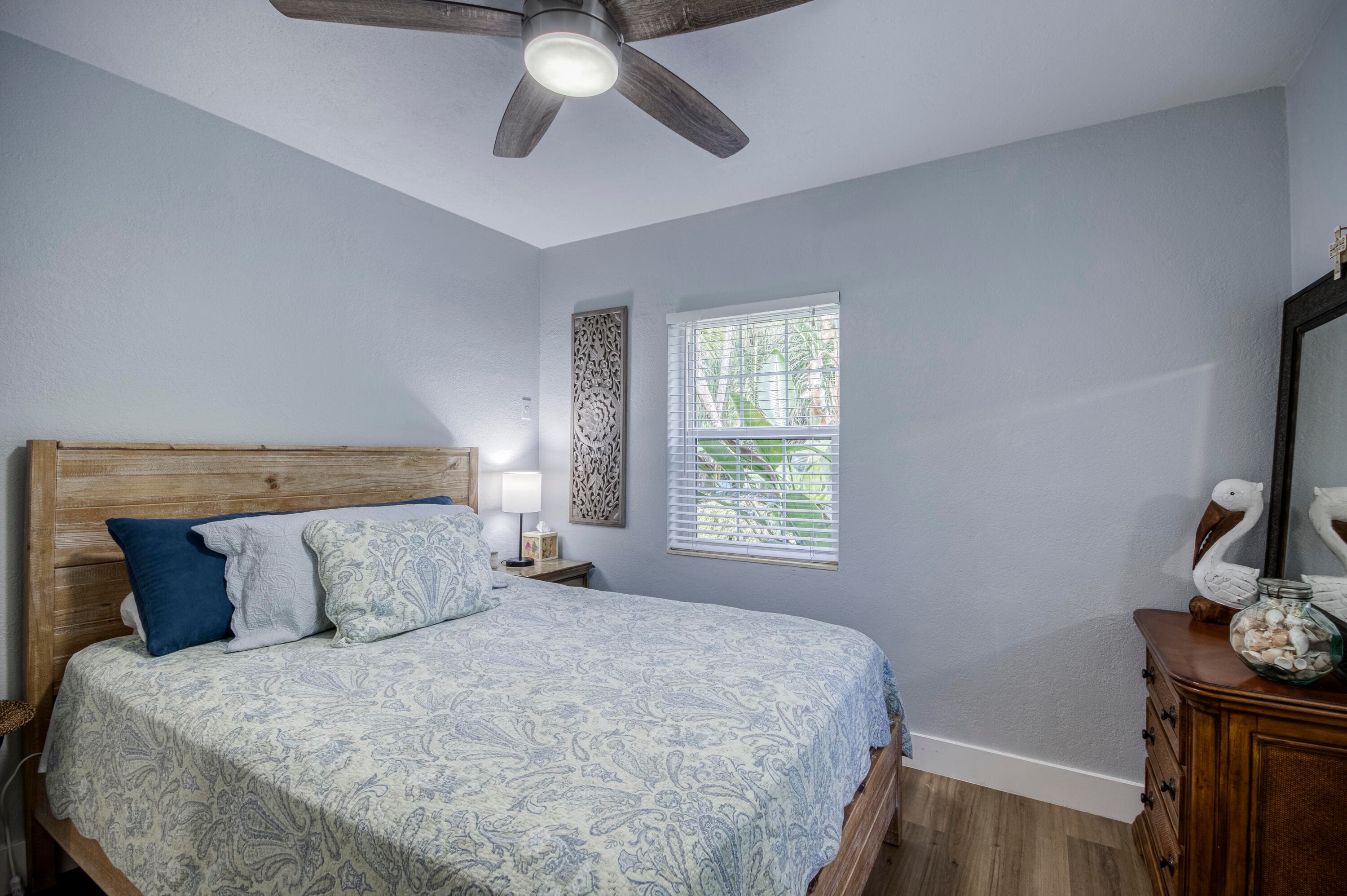 404 S Caloosahatchee Avenue, Jupiter, FL 33458 — photo 14 of 43