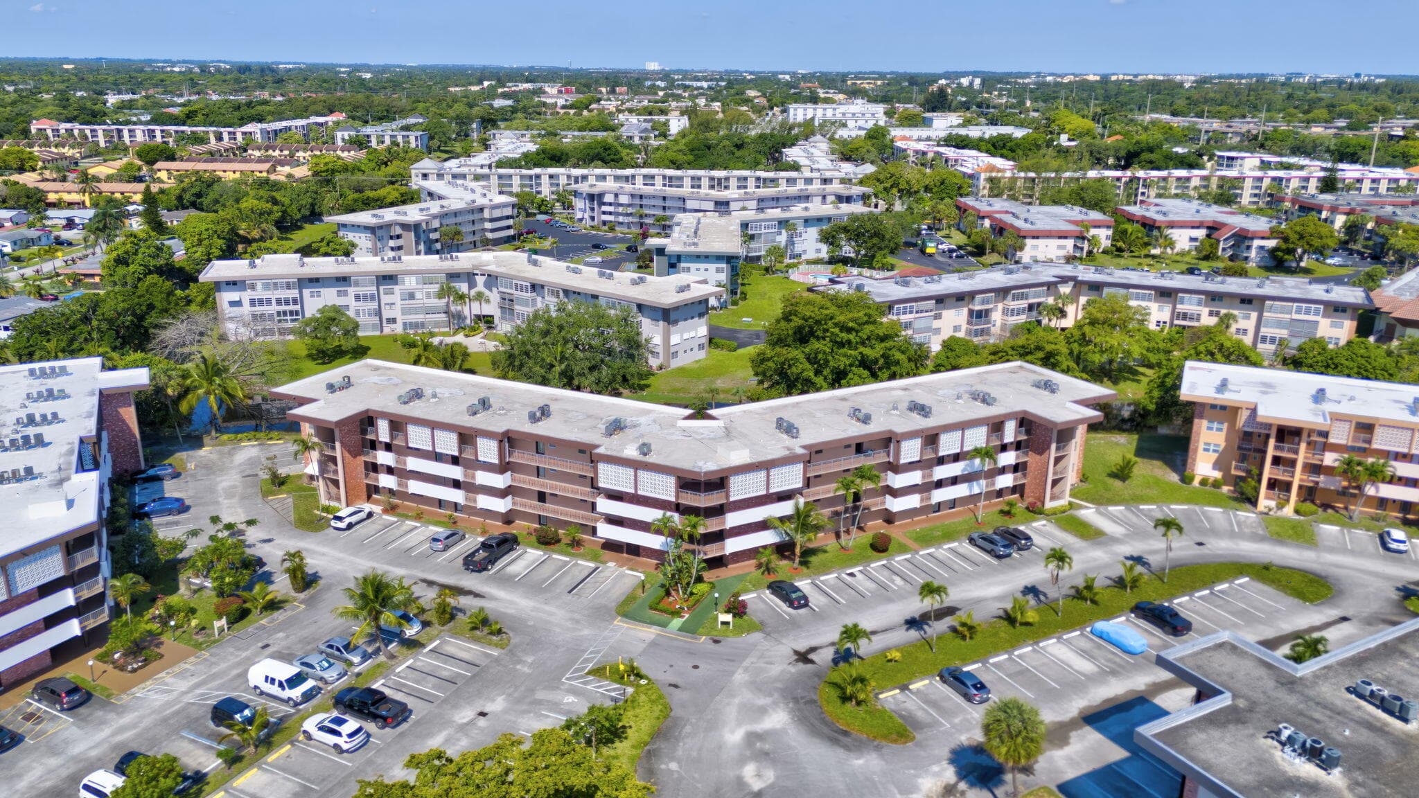 2951 NW 46th Avenue 407, Lauderdale Lakes, FL 33313 — photo 30 of 67