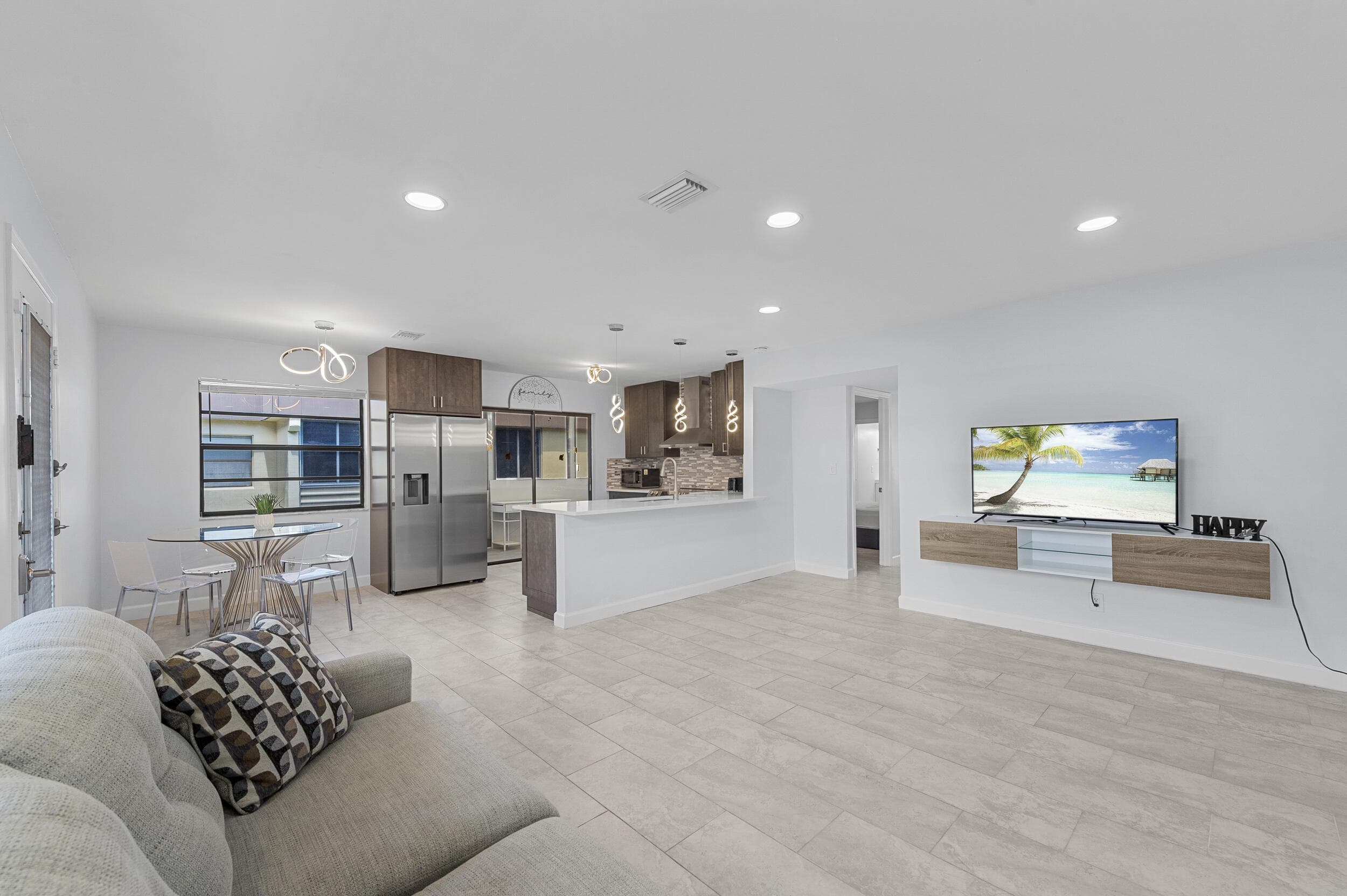 234 Capri E, Delray Beach, FL 33484 — photo 12 of 65