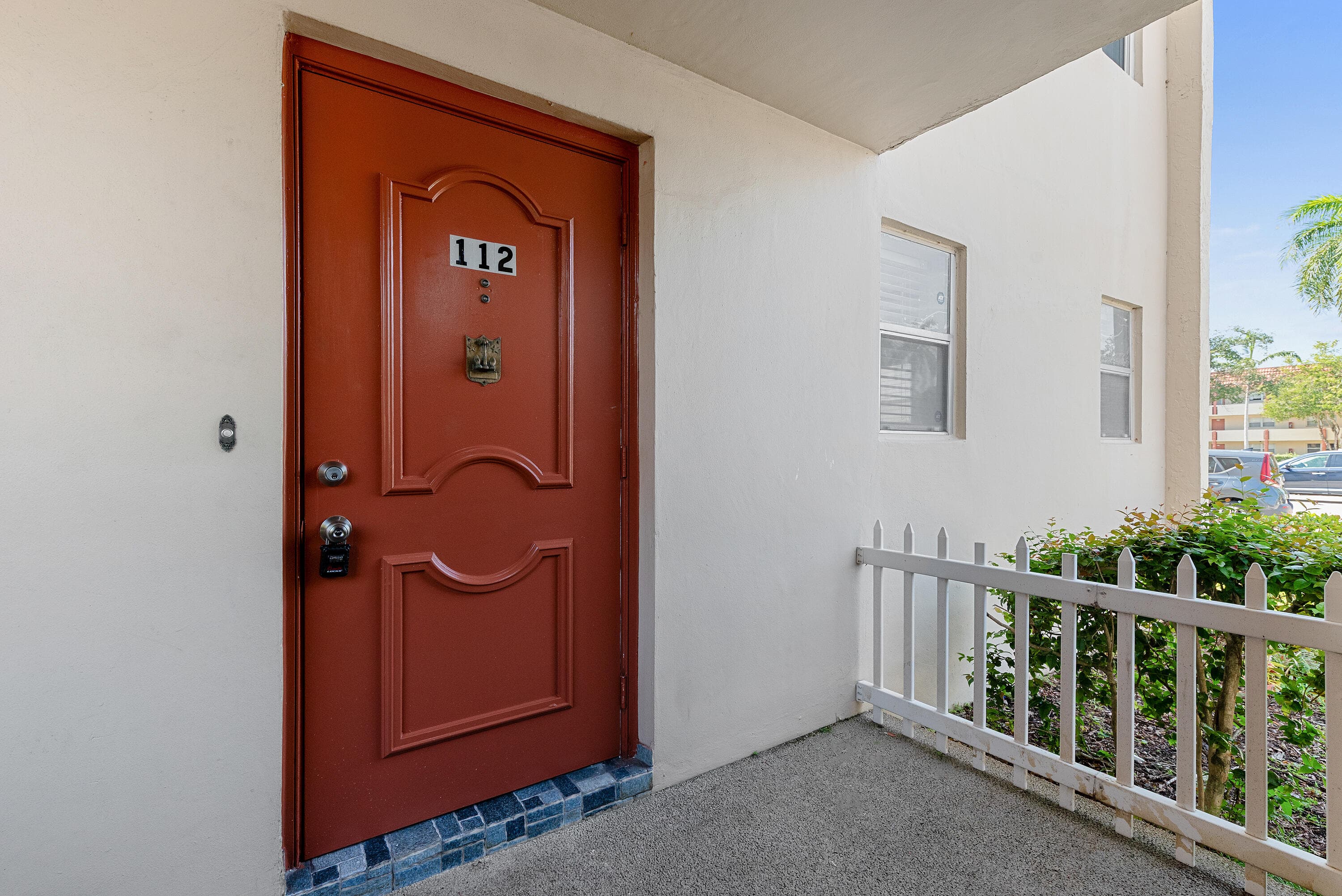 8000 Sunrise Lakes Drive E 112, Sunrise, FL 33322 — photo 4 of 22