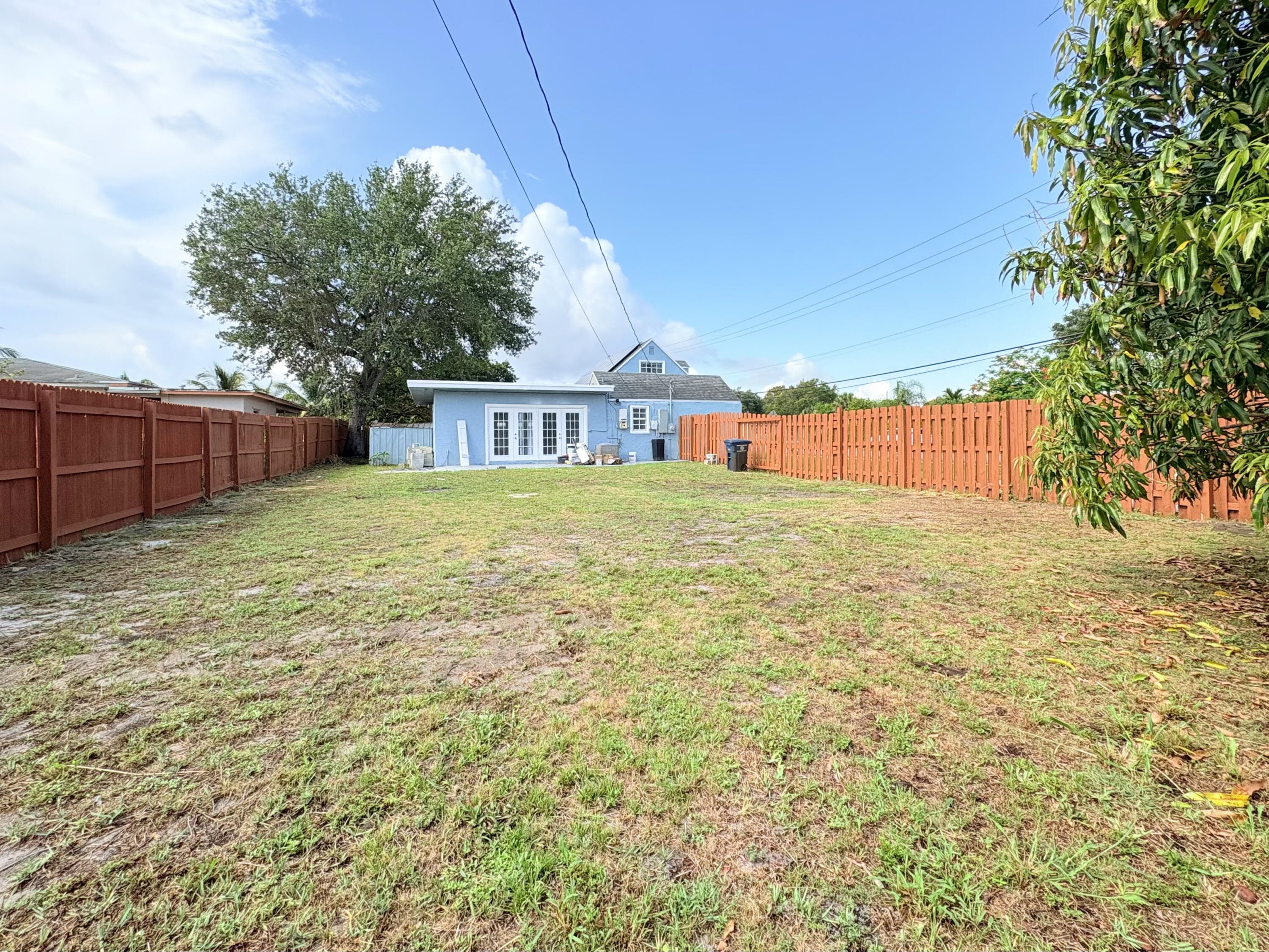 307 4th Street, Lake Park, FL 33403 — photo 9 of 44
