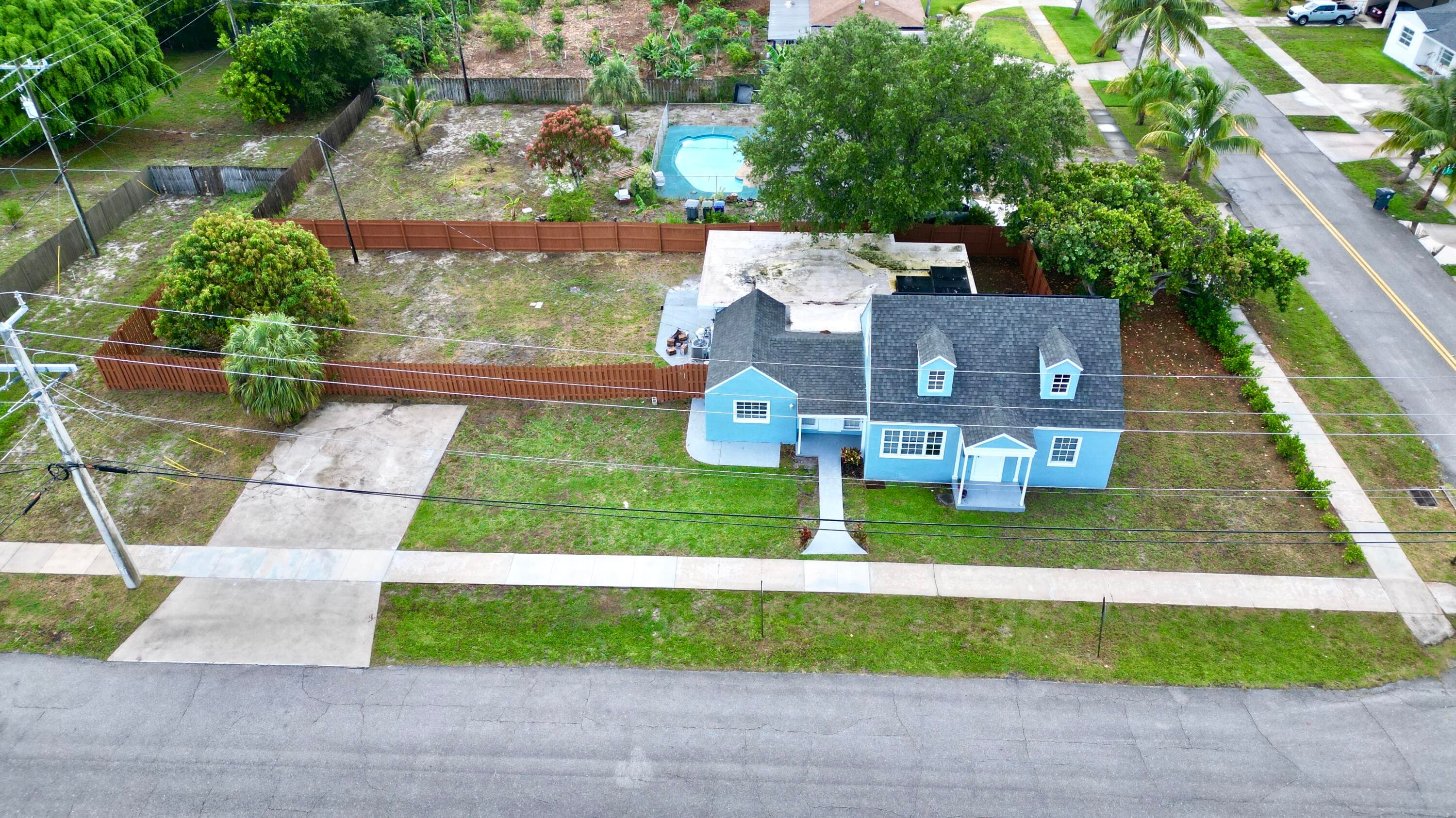 307 4th Street, Lake Park, FL 33403 — photo 15 of 44