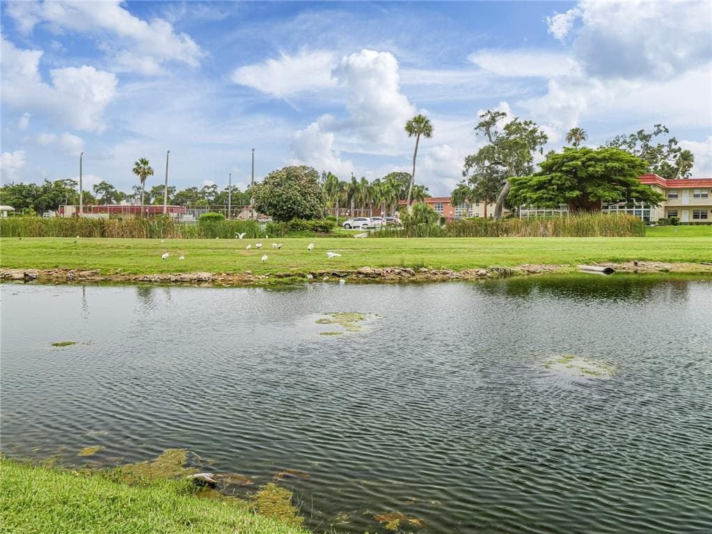 97 Spring Lake Drive 104, Vero Beach, FL 32962 — photo 16 of 36