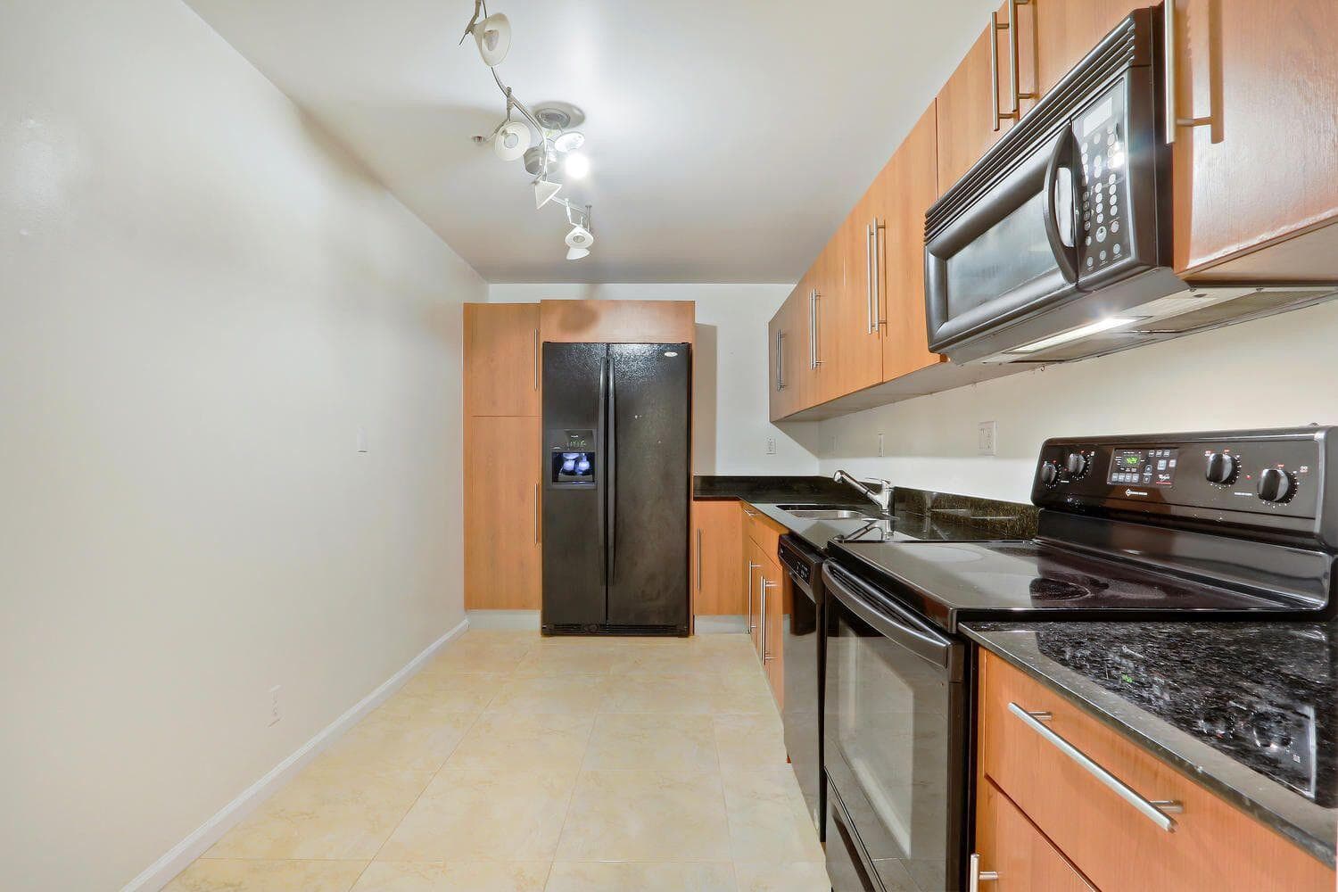 3001 S Ocean Drive 201, Hollywood, FL 33019 — photo 12 of 17