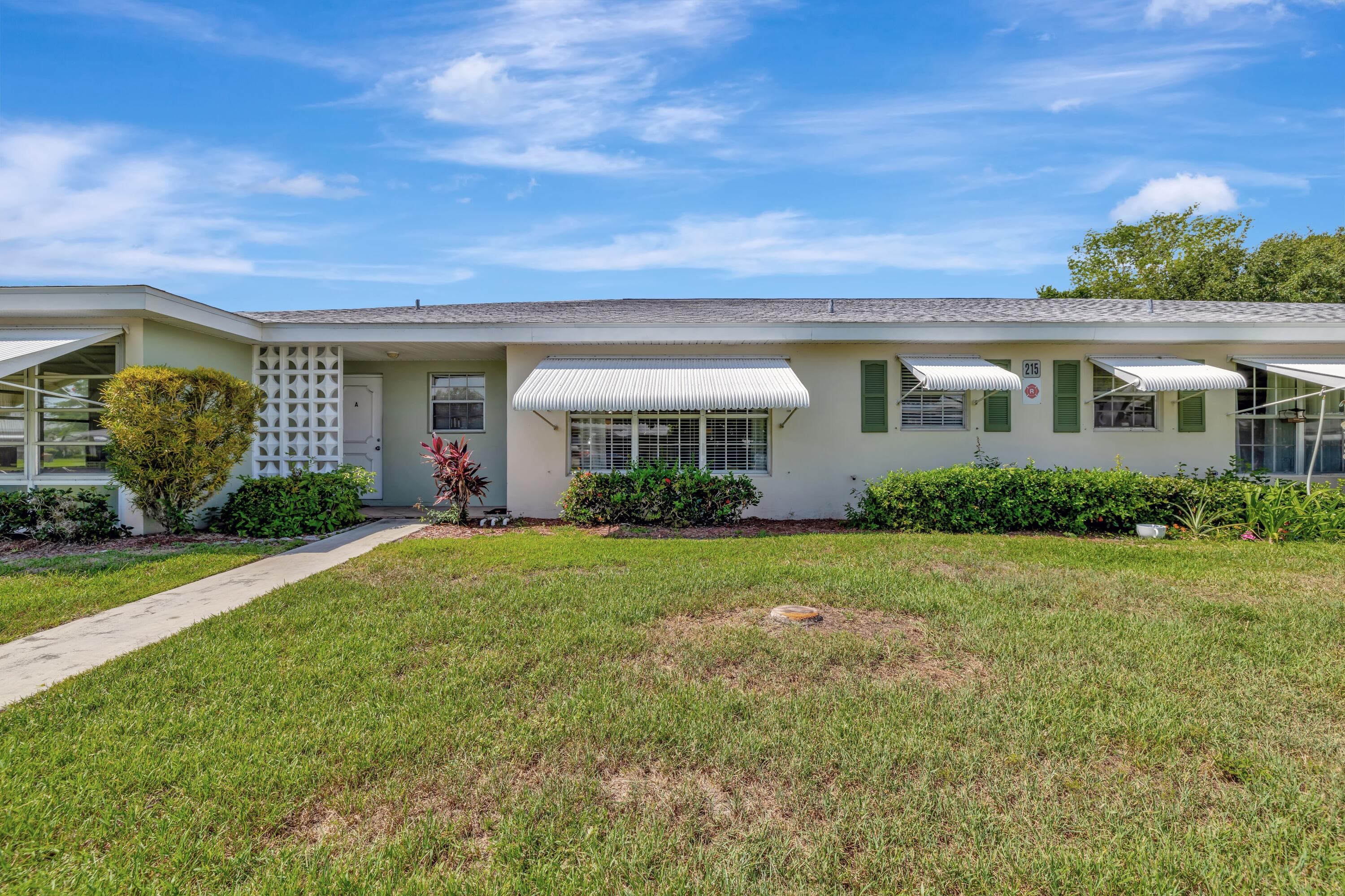 215 Manatee Lane B, Fort Pierce, FL 34952 — photo 1 of 22