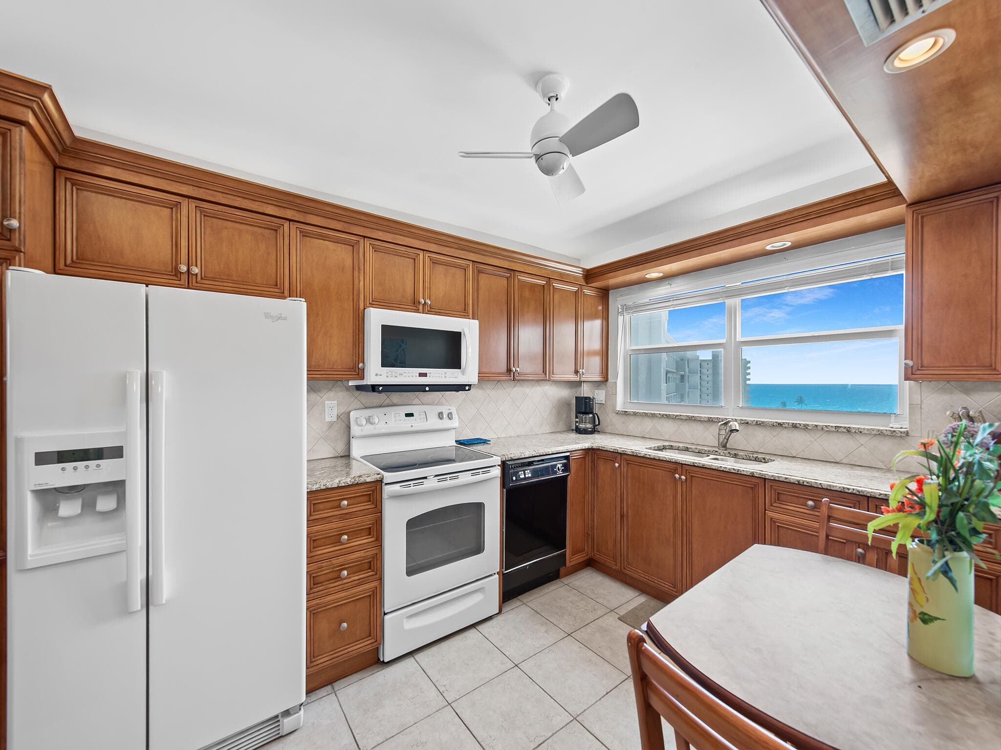 3310 S Ocean Boulevard 928d, Highland Beach, FL 33487 — photo 7 of 41