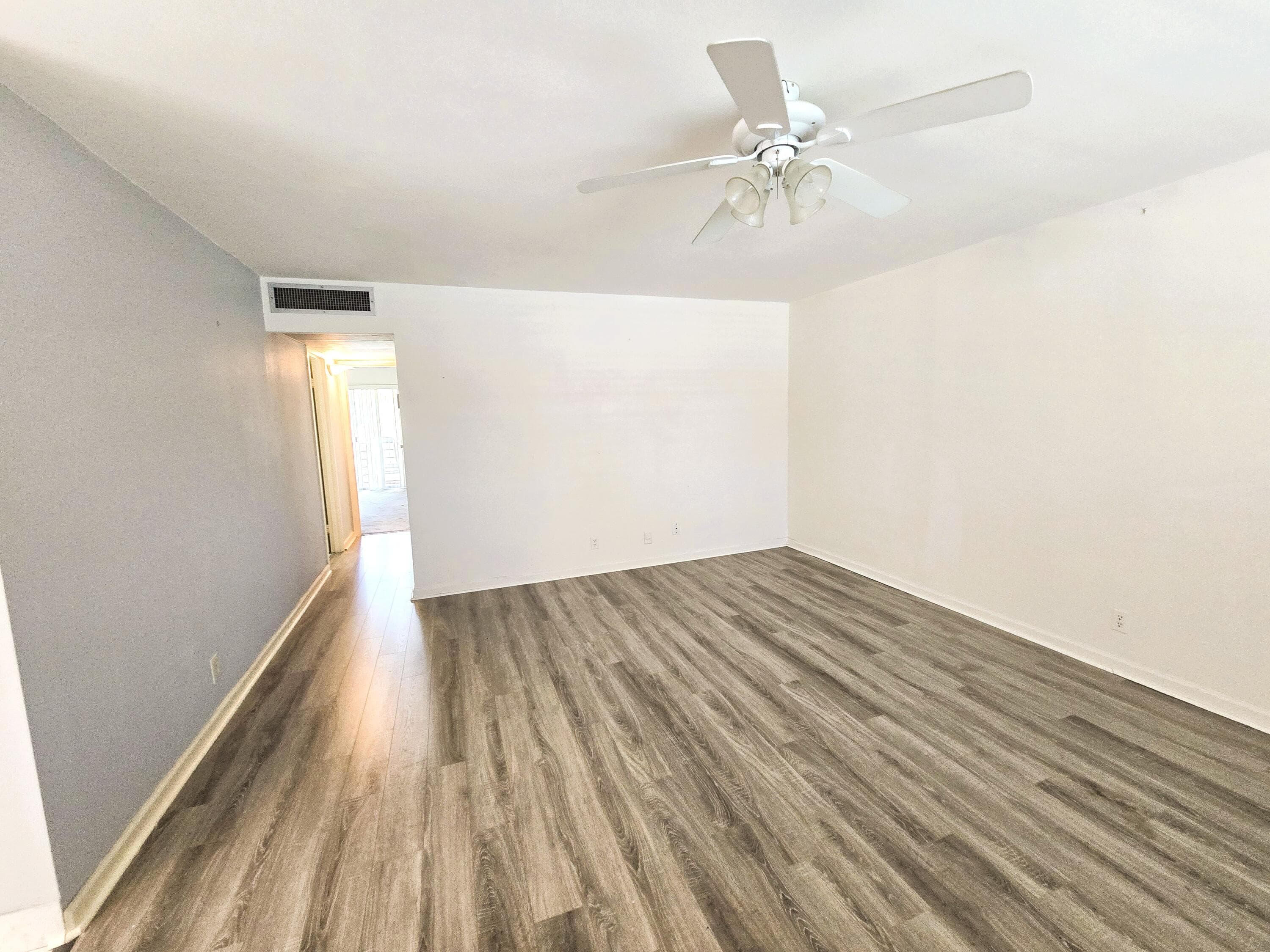 89 Saxony B B, Delray Beach, FL 33446 — photo 12 of 27
