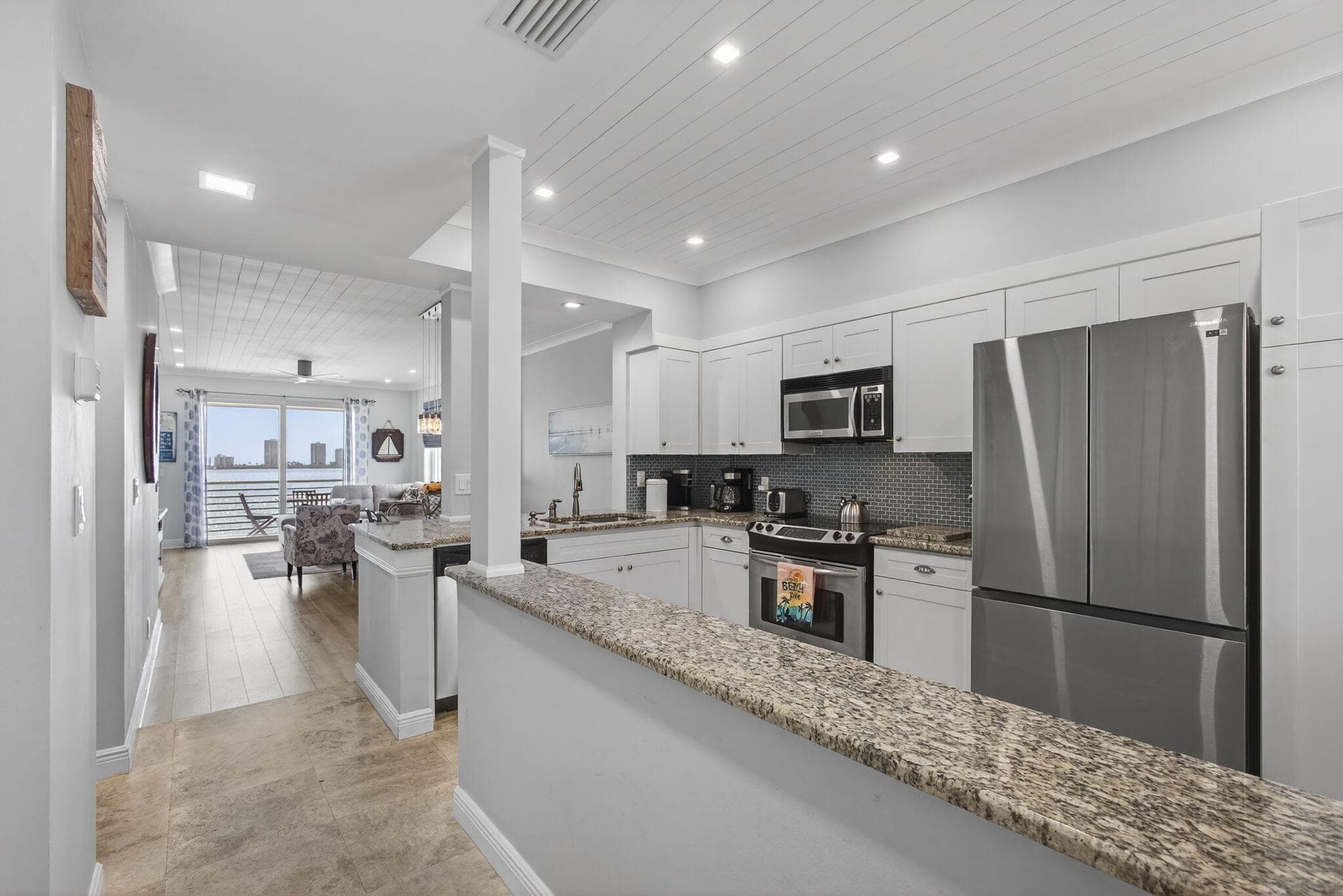 105 Paradise Harbour Boulevard 501, North Palm Beach, FL 33408 — photo 3 of 40