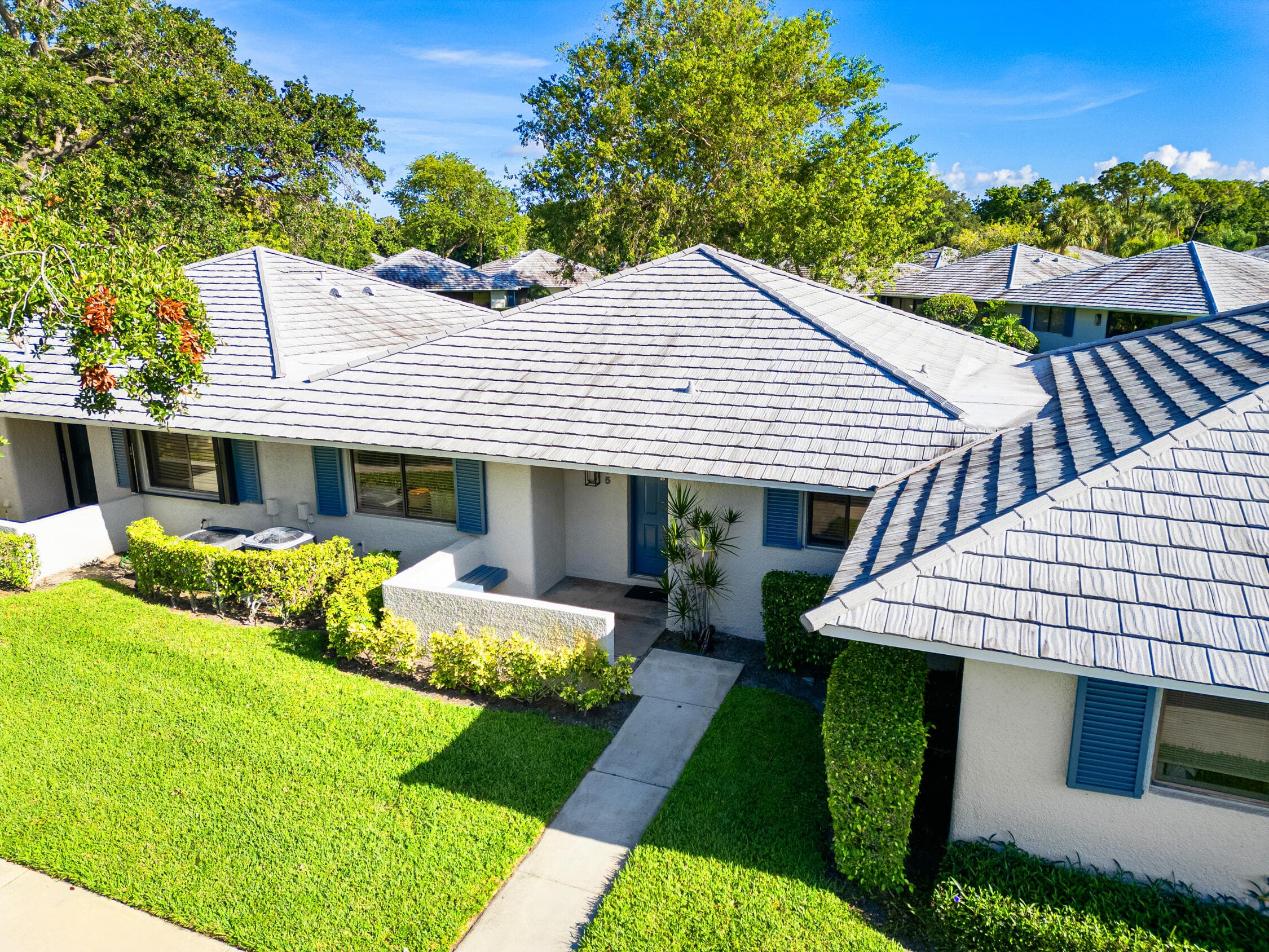 615 Club Drive, Palm Beach Gardens, FL 33418 — photo 22 of 34