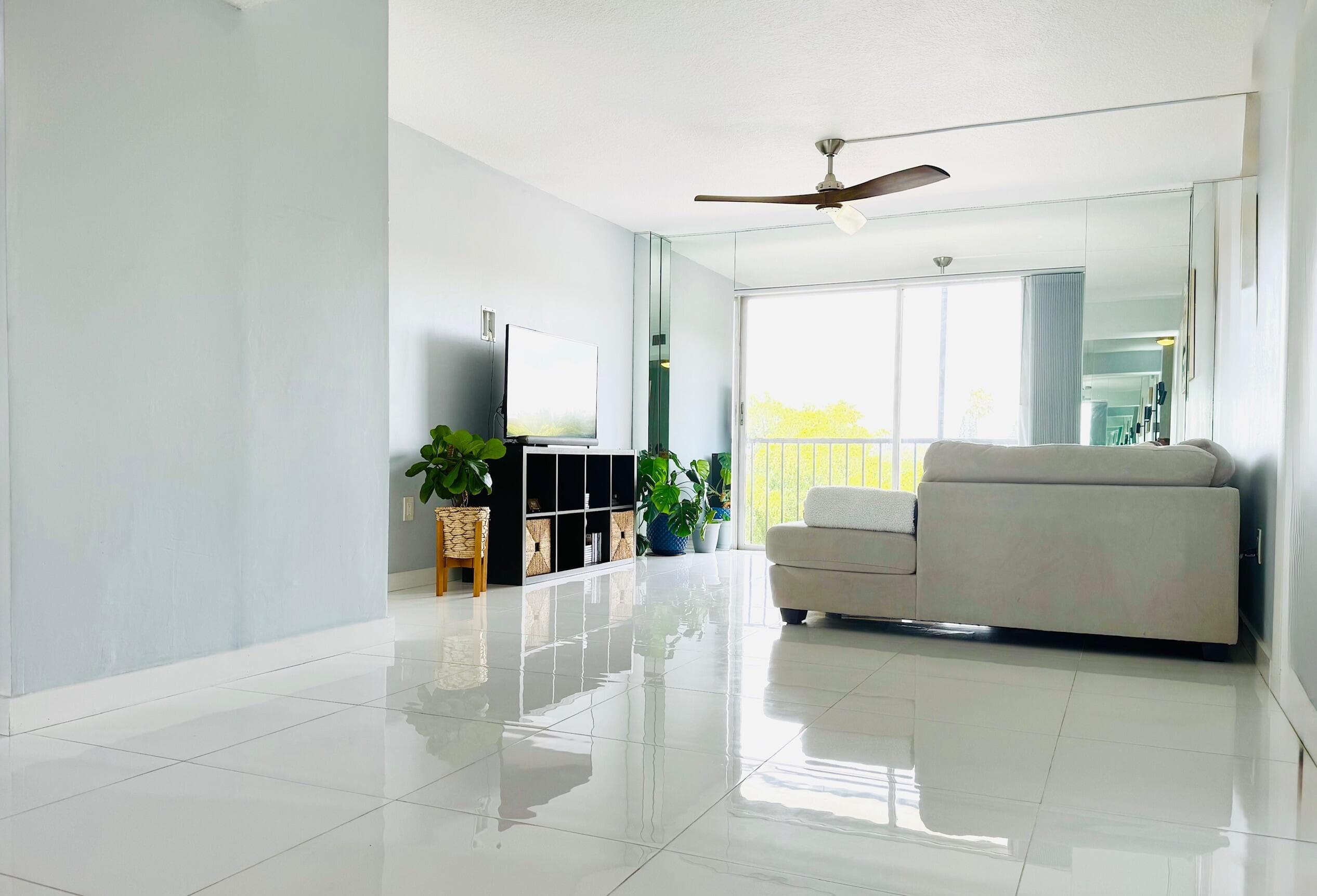 4164 Inverrary Drive 404, Lauderhill, FL 33319 — photo 7 of 23