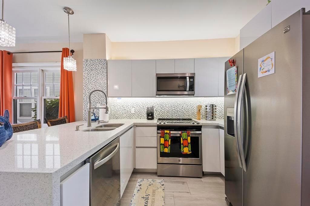 7031 Harbor Village Drive 7031, Duck Key, FL 33050 — photo 26 of 52