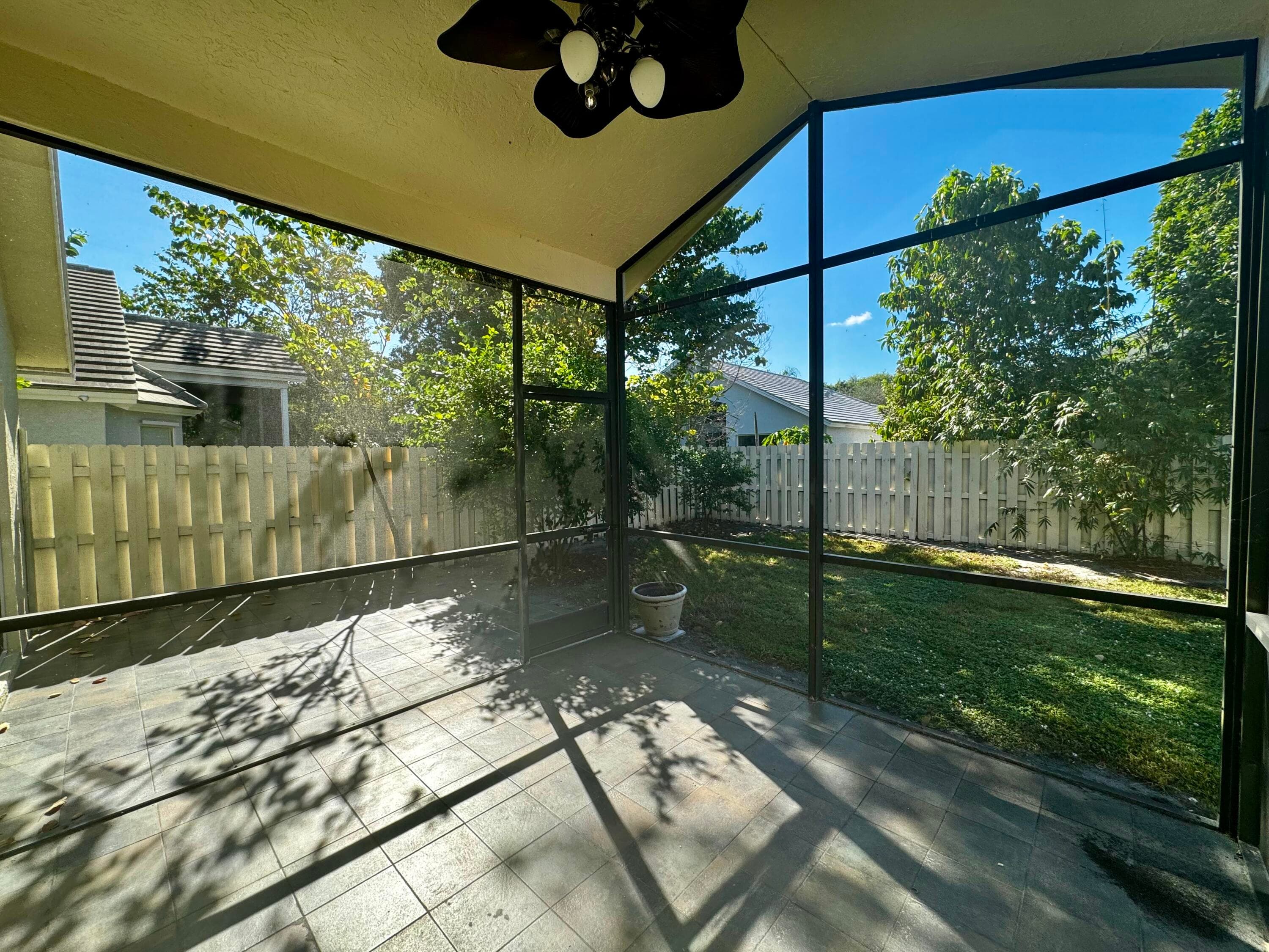 2014 Normandy Circle, West Palm Beach, FL 33409 — photo 5 of 21
