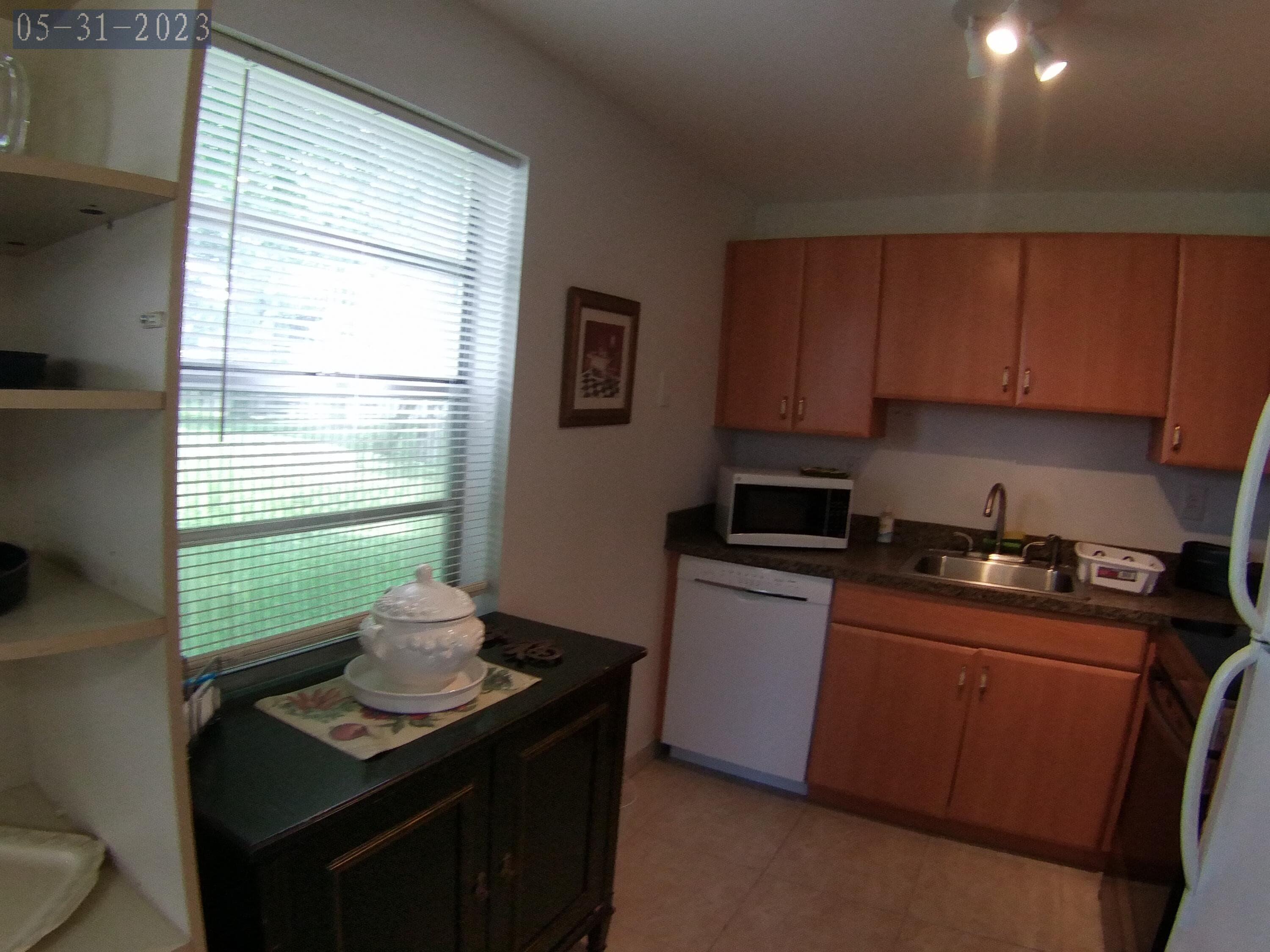 865 Flanders S, Delray Beach, FL 33484 — photo 11 of 49