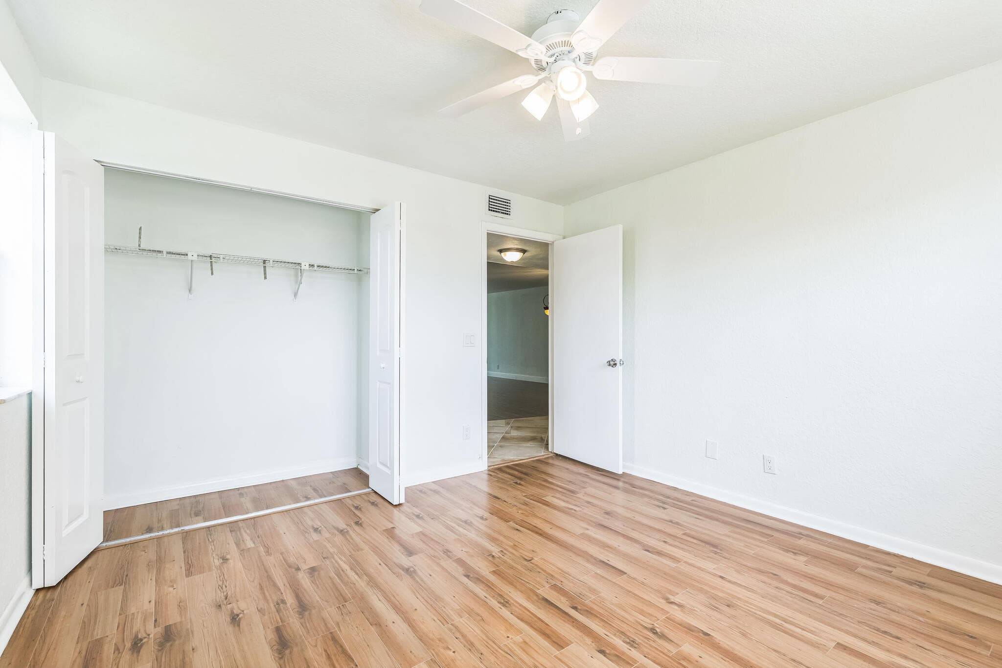 2704 NW 104th Avenue 401, Sunrise, FL 33322 — photo 31 of 37