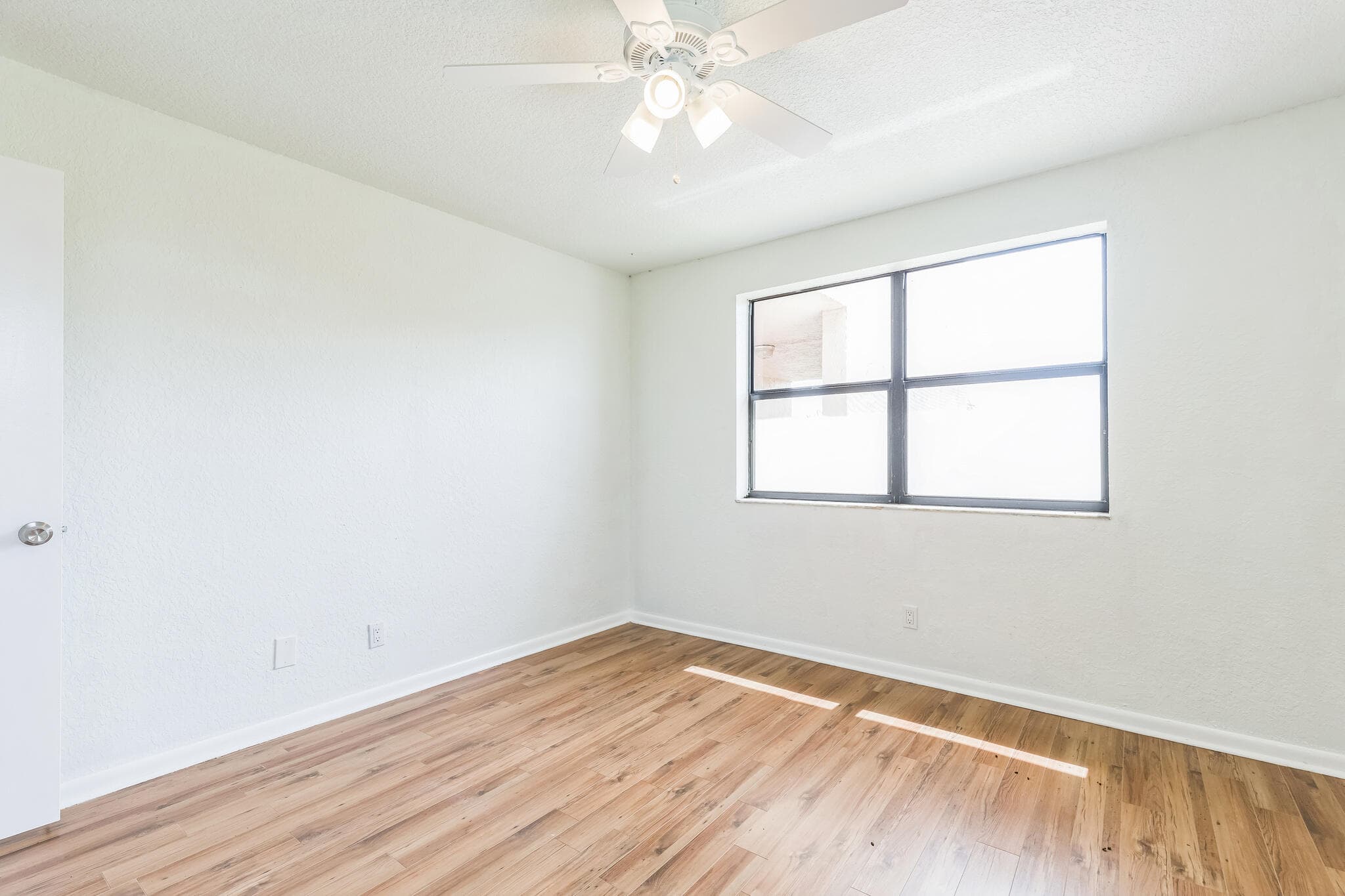 2704 NW 104th Avenue 401, Sunrise, FL 33322 — photo 33 of 37