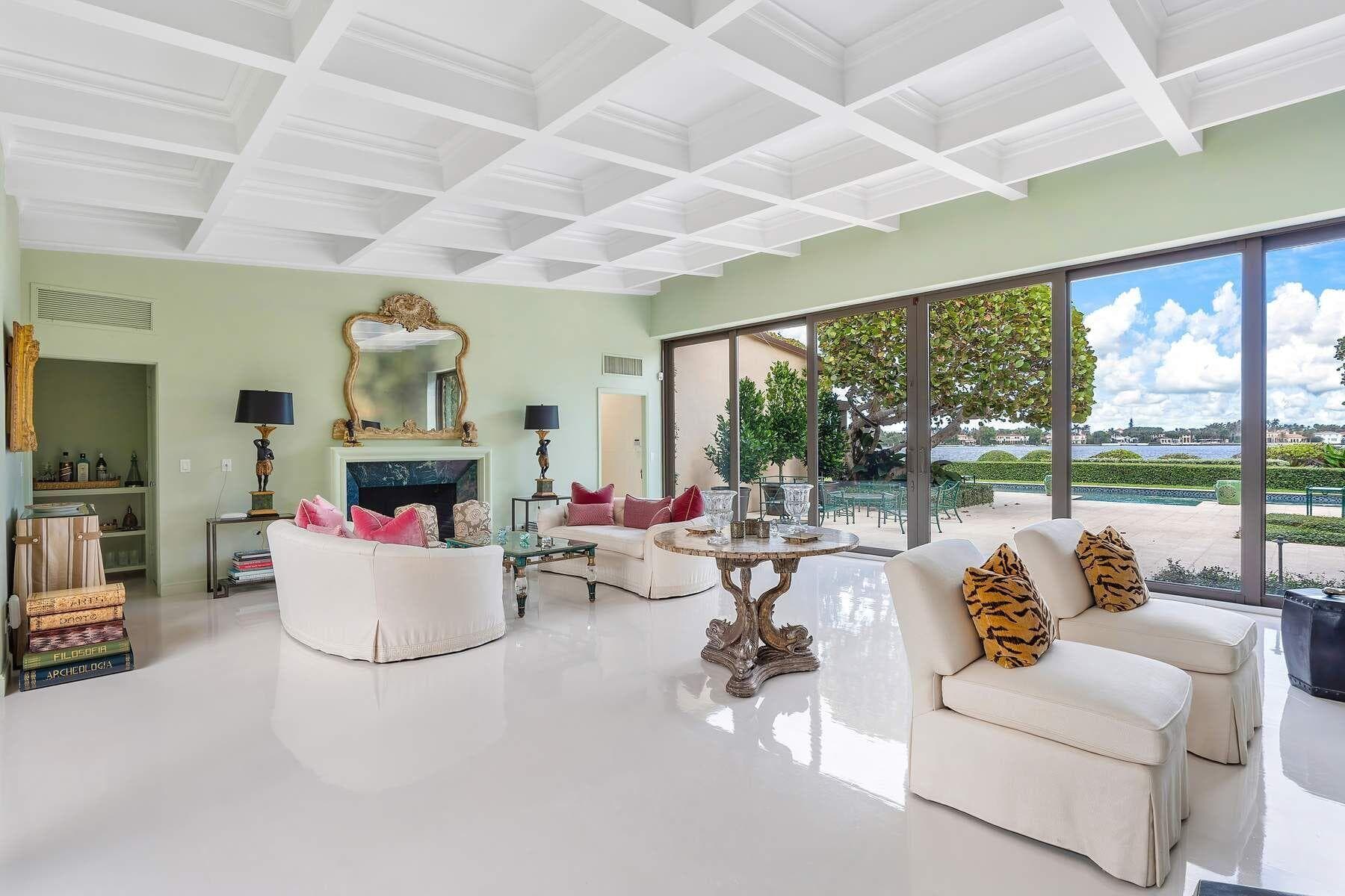 748 Island Drive, Palm Beach, FL 33480 — photo 4 of 24