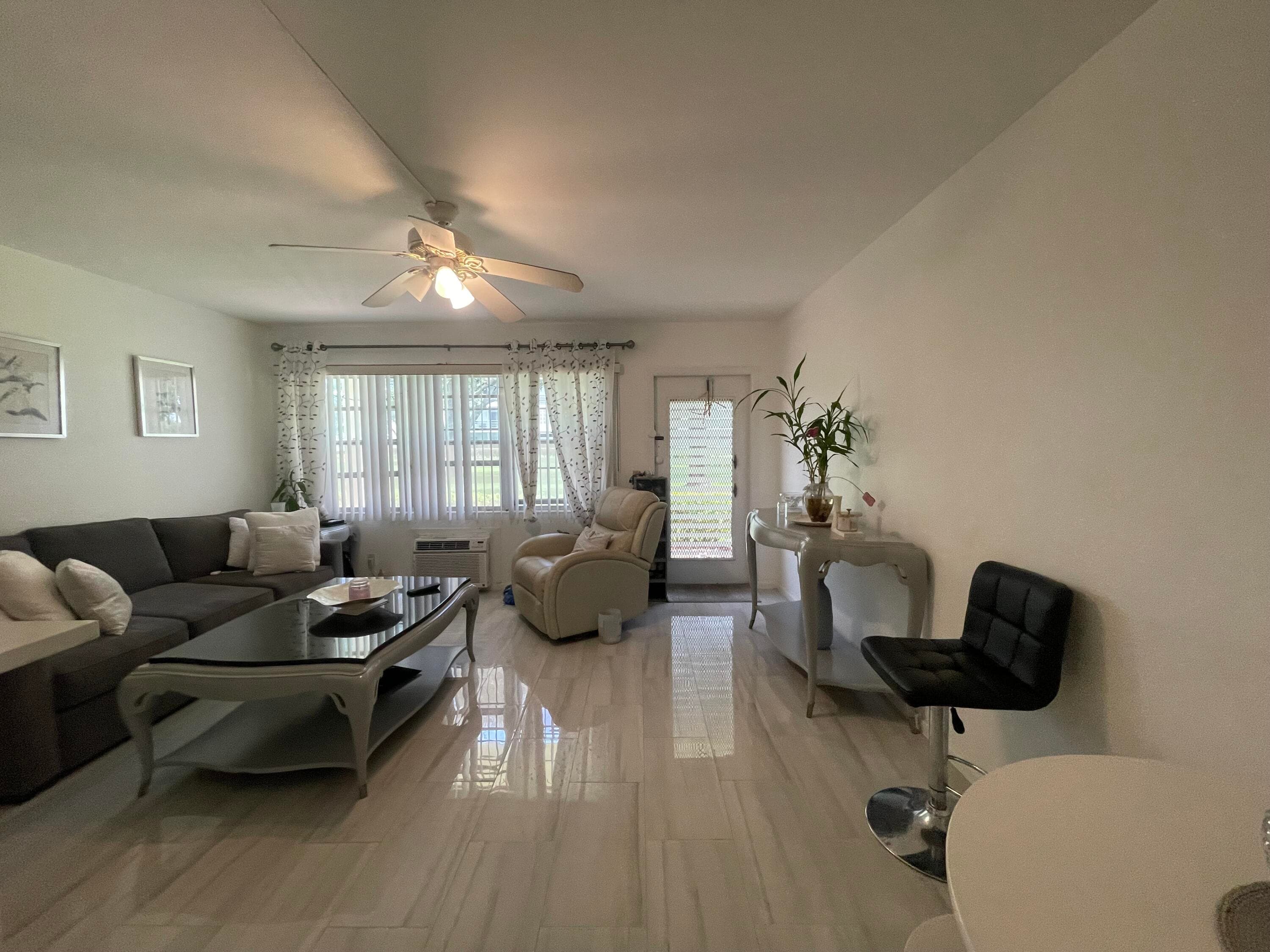 49 Mansfield B, Boca Raton, FL 33434 — photo 25 of 39