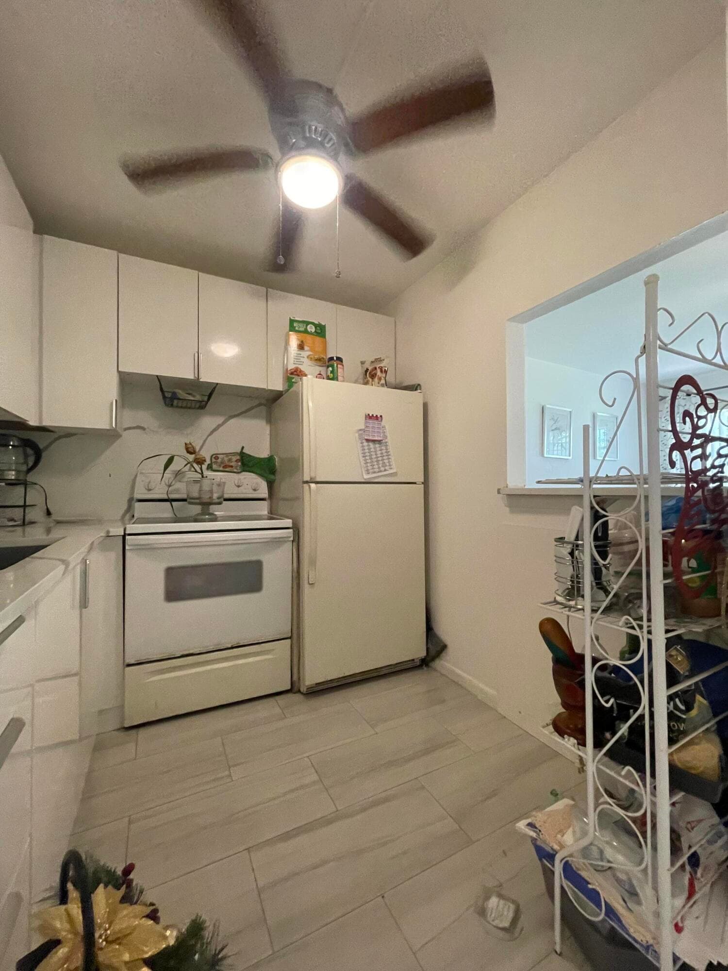 49 Mansfield B, Boca Raton, FL 33434 — photo 8 of 39
