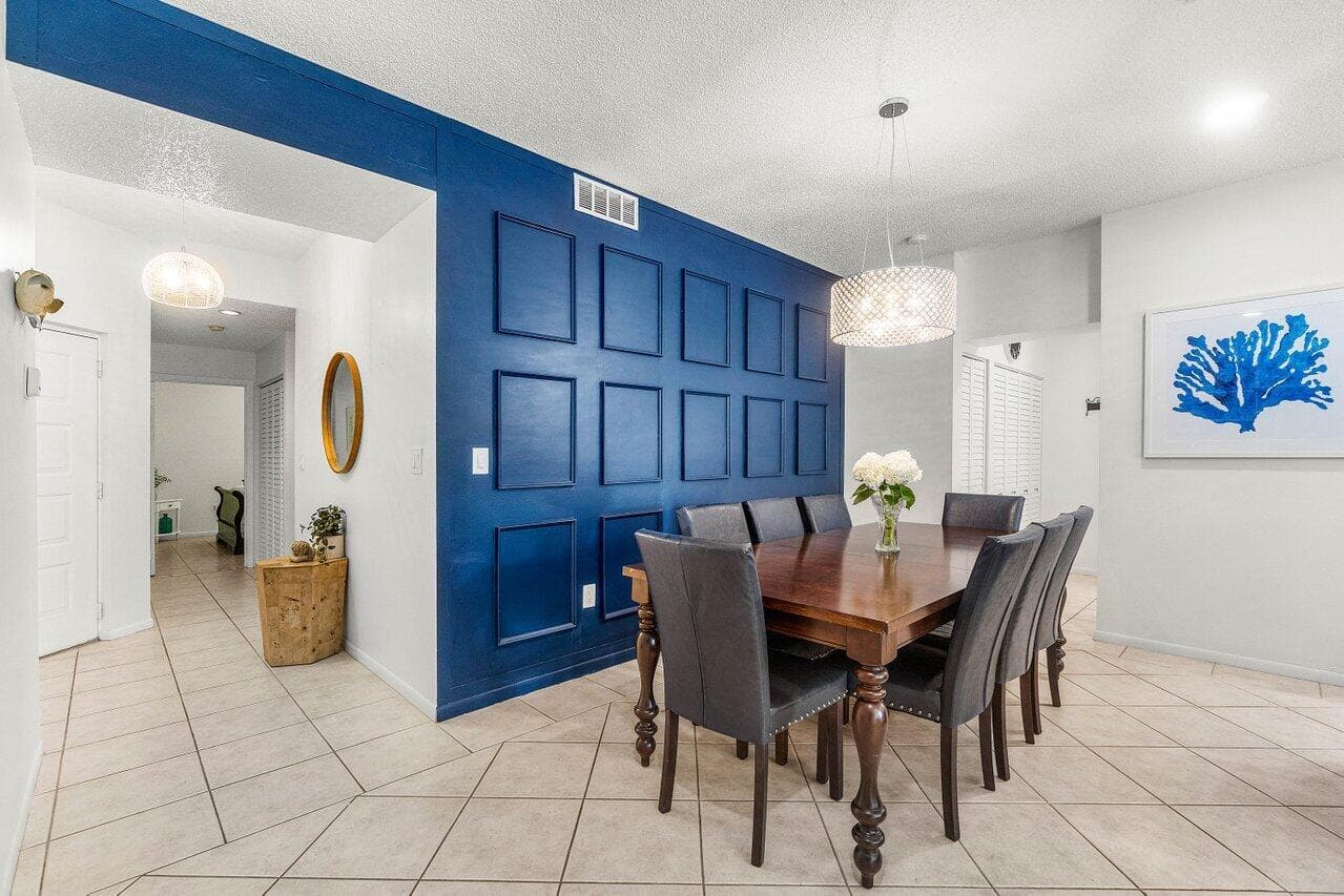 103 Half Moon Circle E2, Hypoluxo, FL 33462 — photo 5 of 43