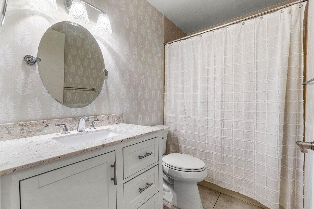 103 Half Moon Circle E2, Hypoluxo, FL 33462 — photo 13 of 43