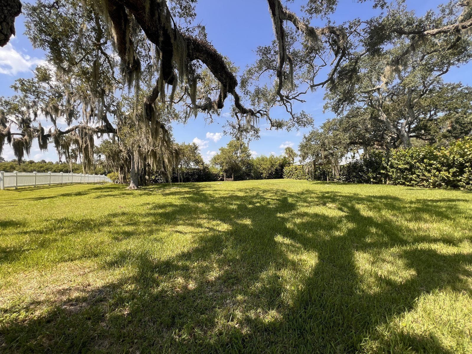 355 Cathedral Oaks Drive, Vero Beach, FL 32963 — photo 10 of 11