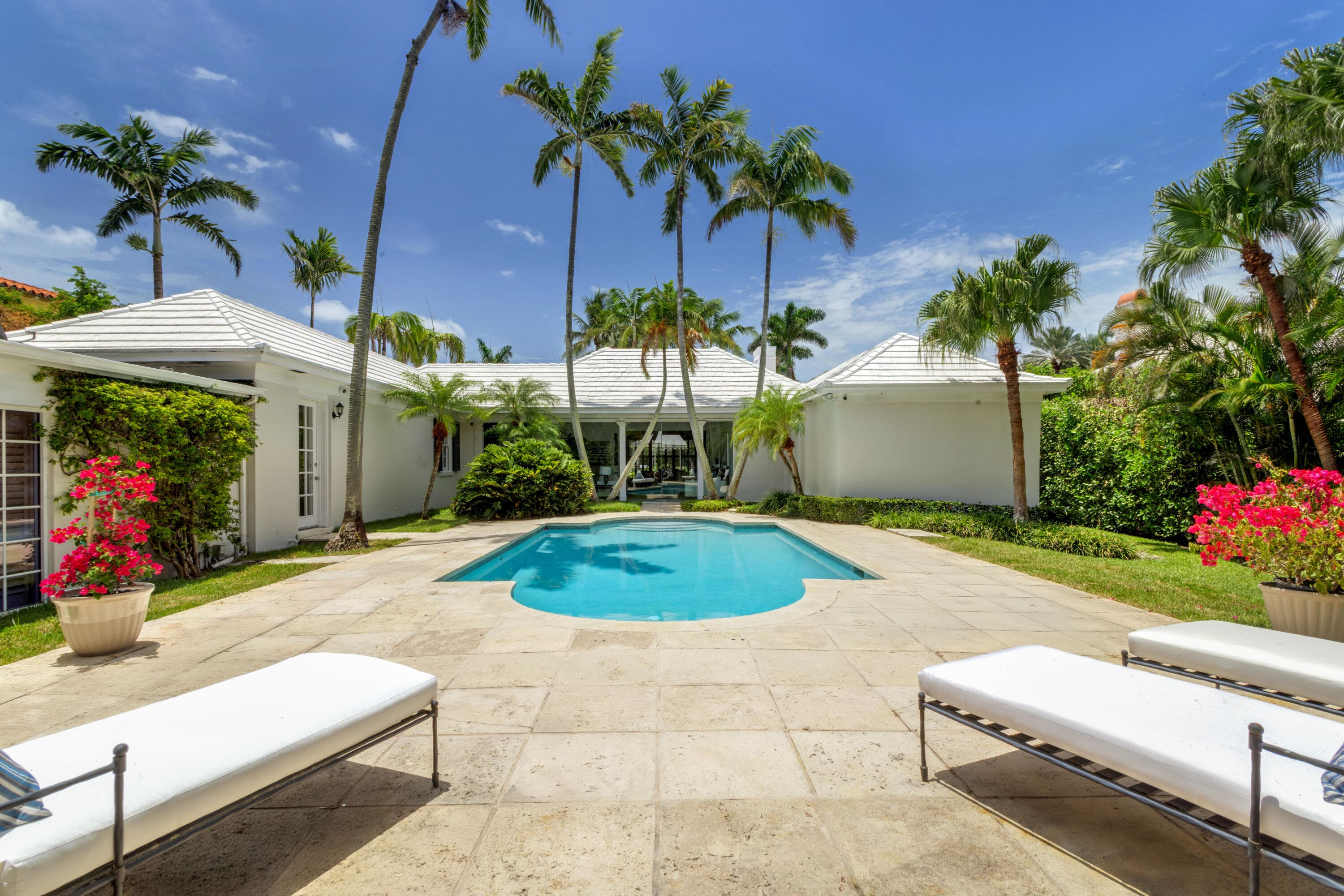 145 Clarendon Avenue, Palm Beach, FL 33480 — photo 8 of 39