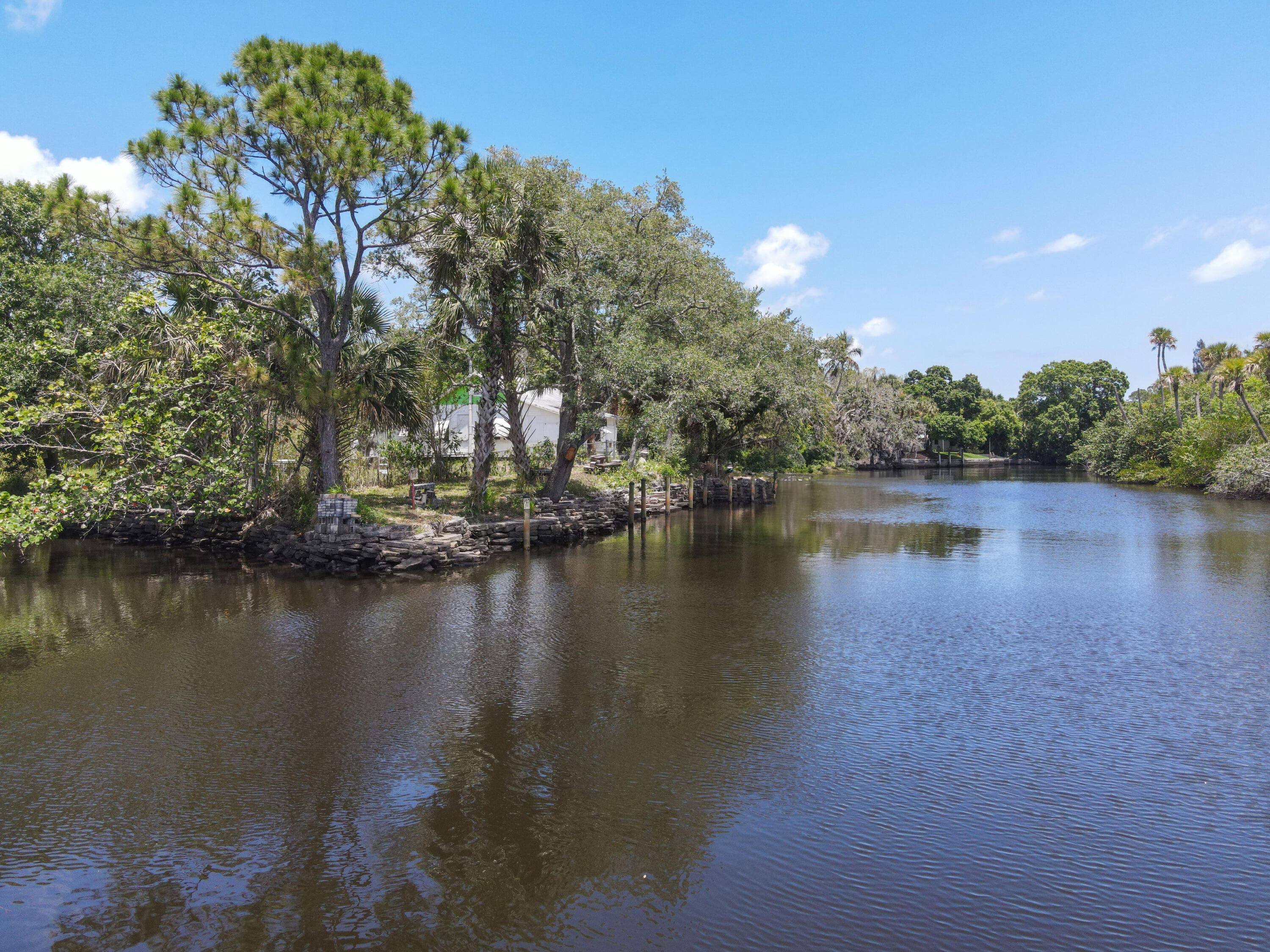 332 SW Salerno Road, Stuart, FL 34997 — photo 4 of 17