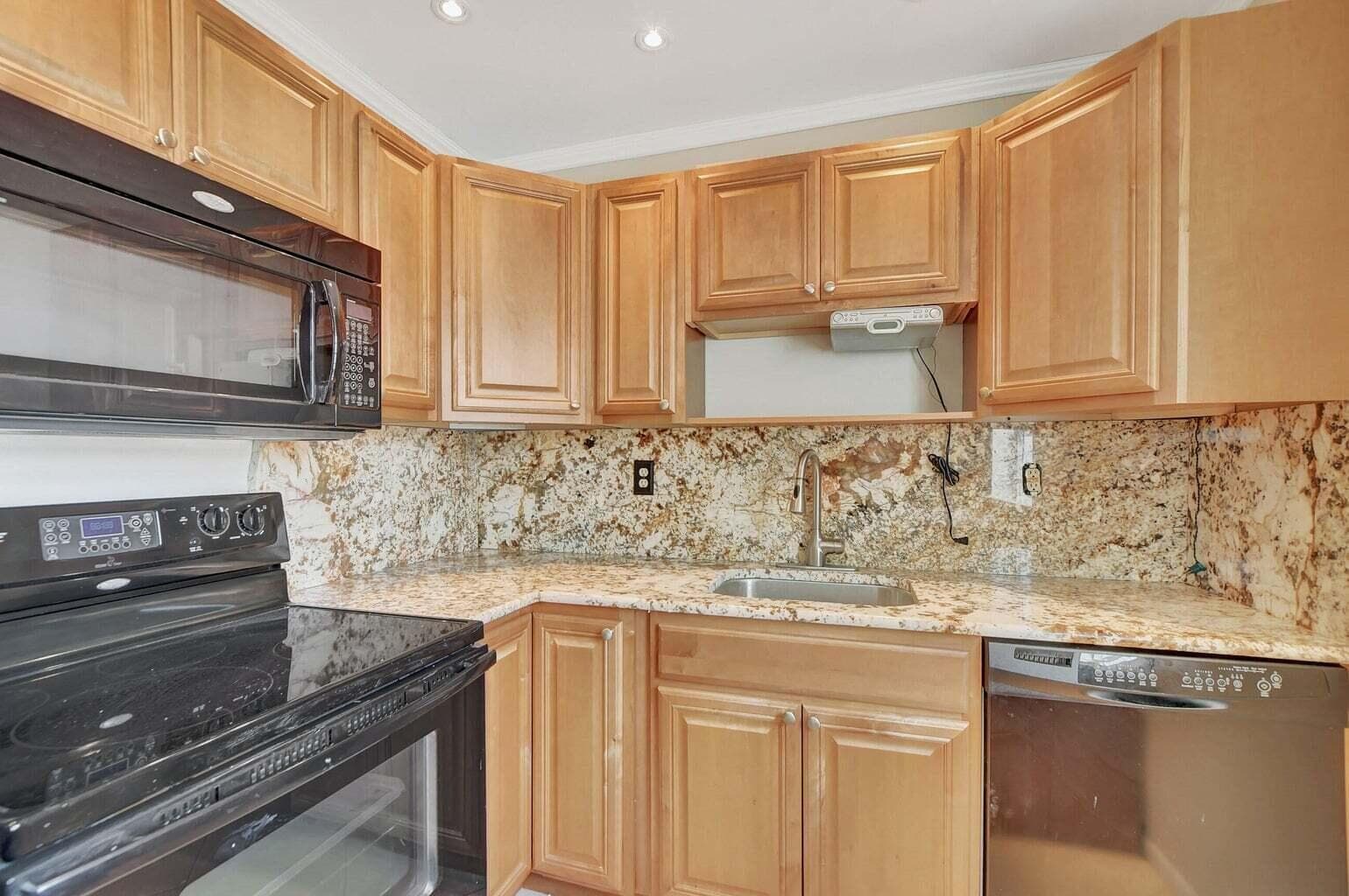 187 Normandy D, Delray Beach, FL 33484 — photo 7 of 43