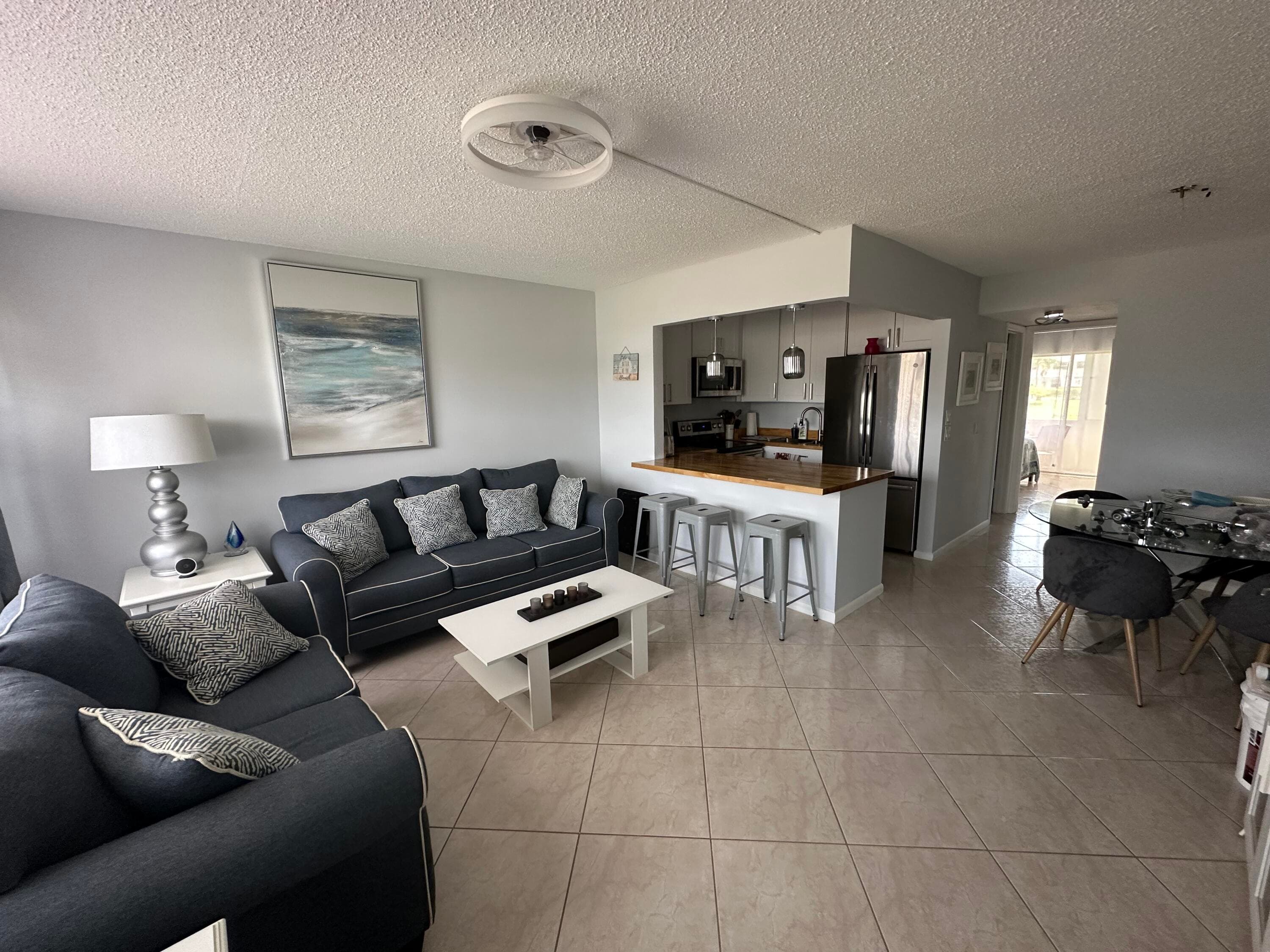 3 Berkshire A, West Palm Beach, FL 33417 — photo 2 of 17